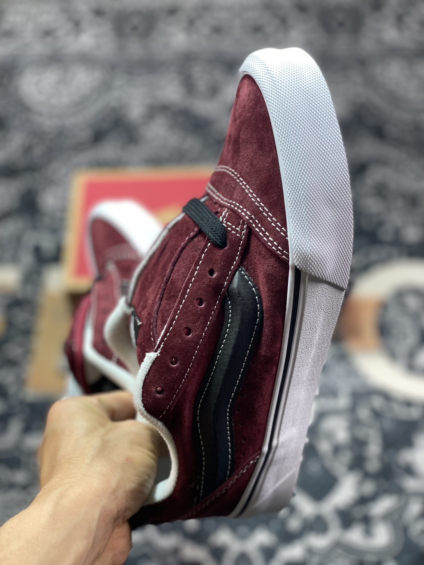 140 Vans Classics Knu Skool 范斯官方 酒红厚鞋舌面包鞋  VN0009QC02Y