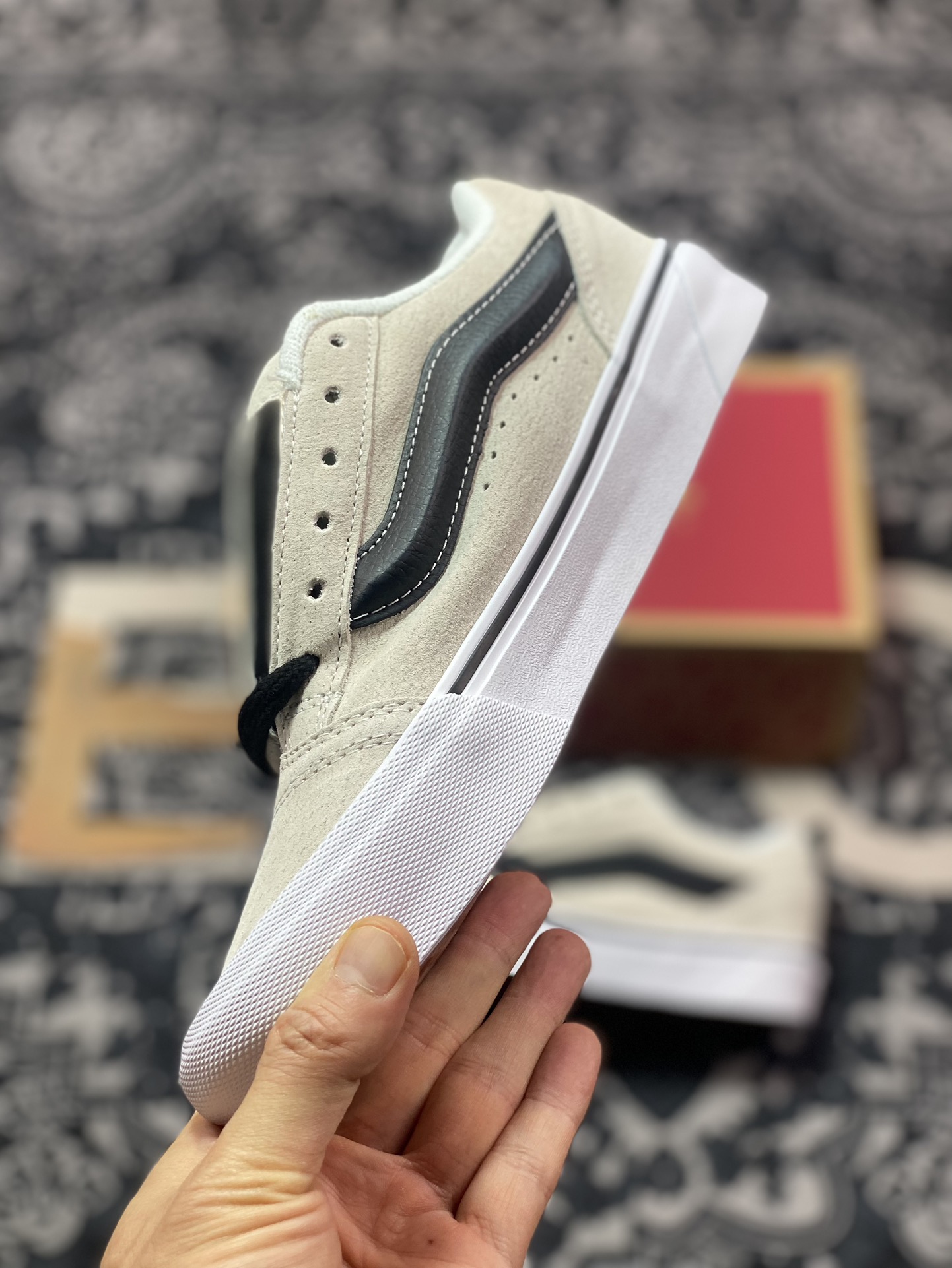 140 Vans Classics Knu Skool 范斯官方 米黑厚鞋舌面包鞋  VN0009QCYB2