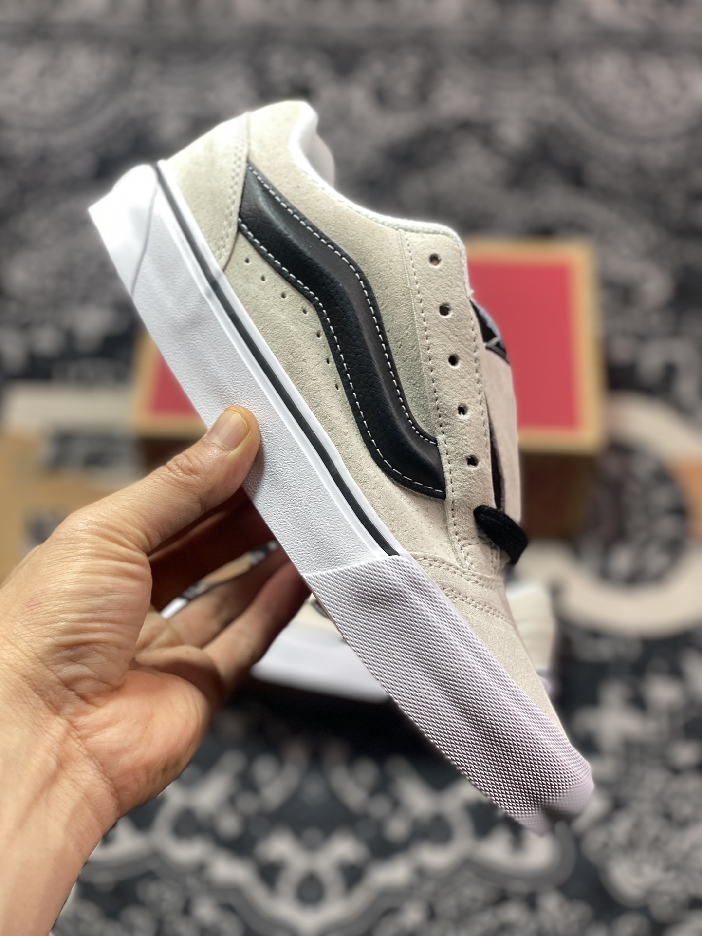 140 Vans Classics Knu Skool 范斯官方 米黑厚鞋舌面包鞋  VN0009QCYB2