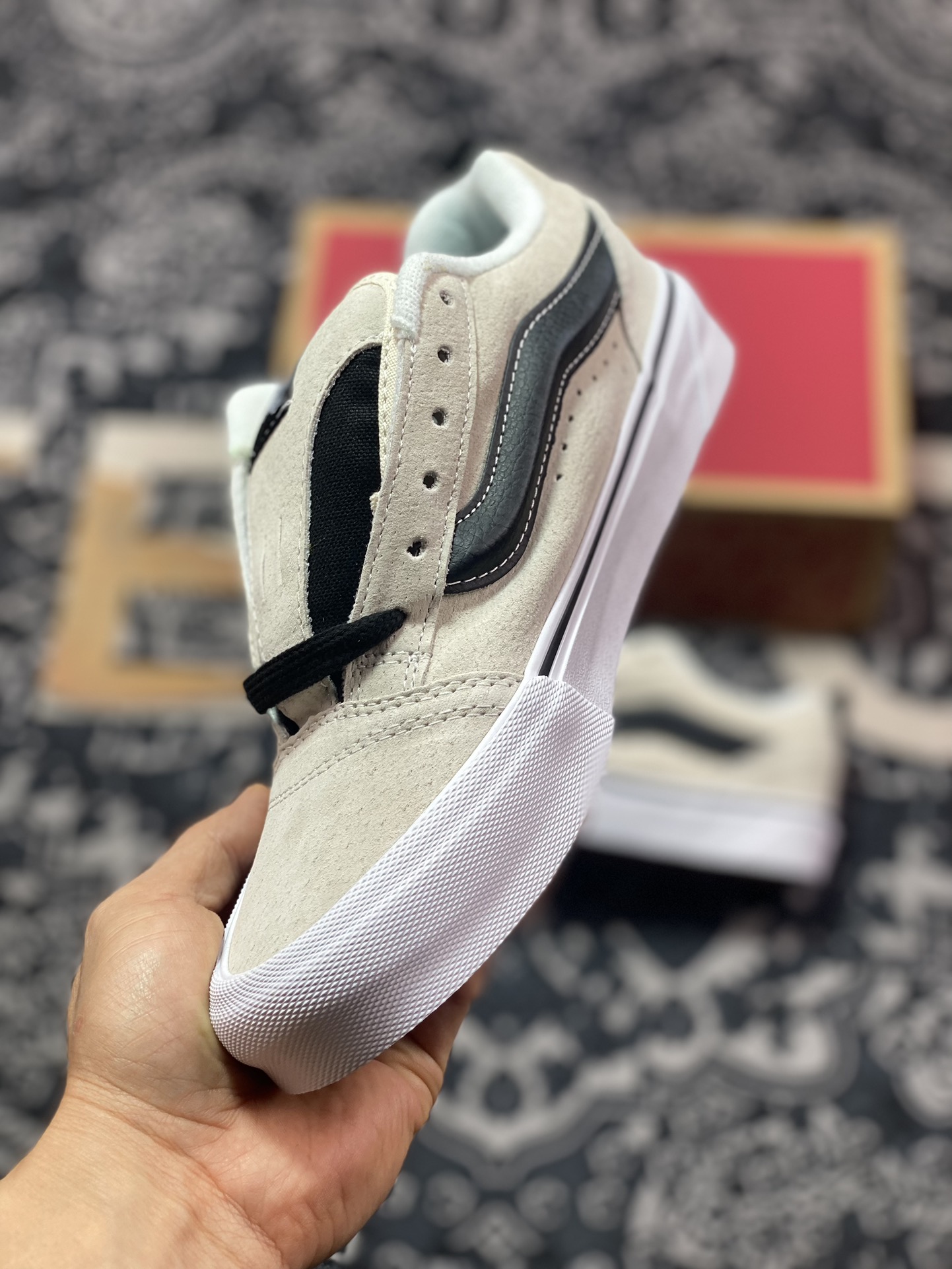 140 Vans Classics Knu Skool 范斯官方 米黑厚鞋舌面包鞋  VN0009QCYB2