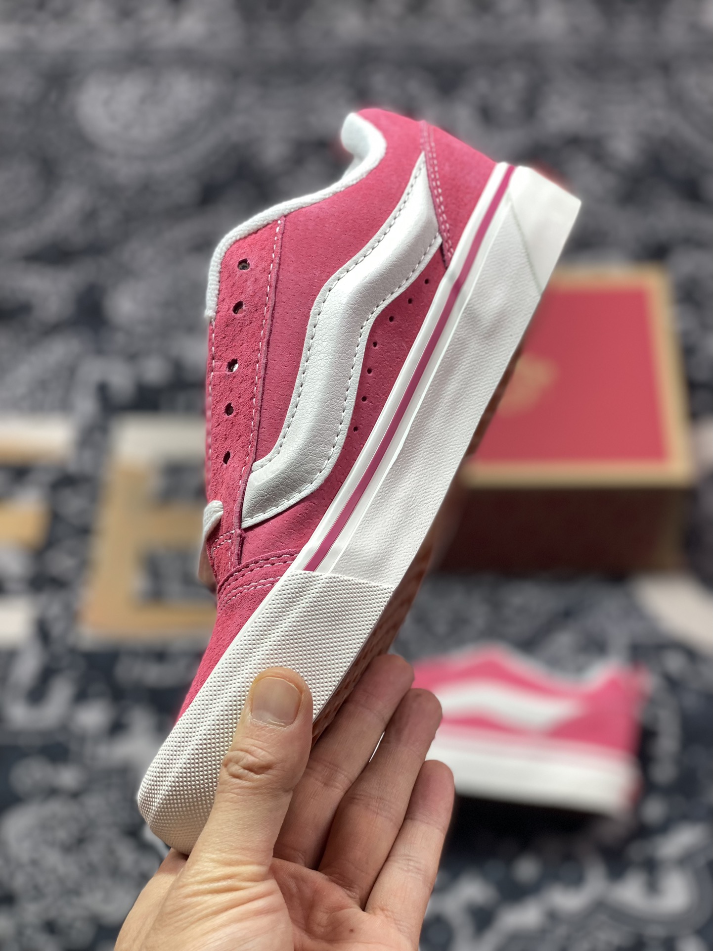 140 Vans Classics Knu Skool 范斯官方 粉红厚鞋舌面包鞋  VN0009QCBJ1