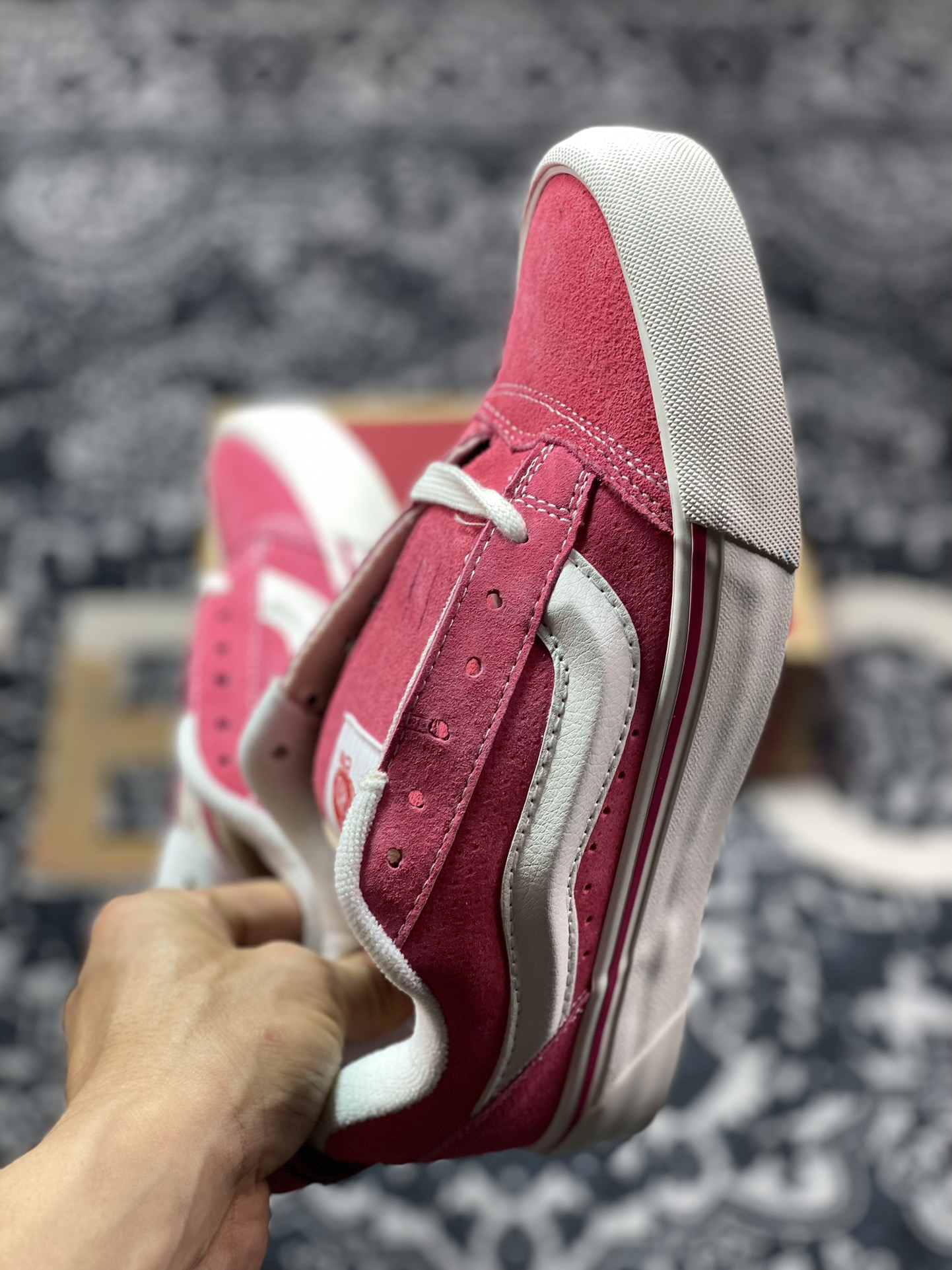 140 Vans Classics Knu Skool 范斯官方 粉红厚鞋舌面包鞋  VN0009QCBJ1