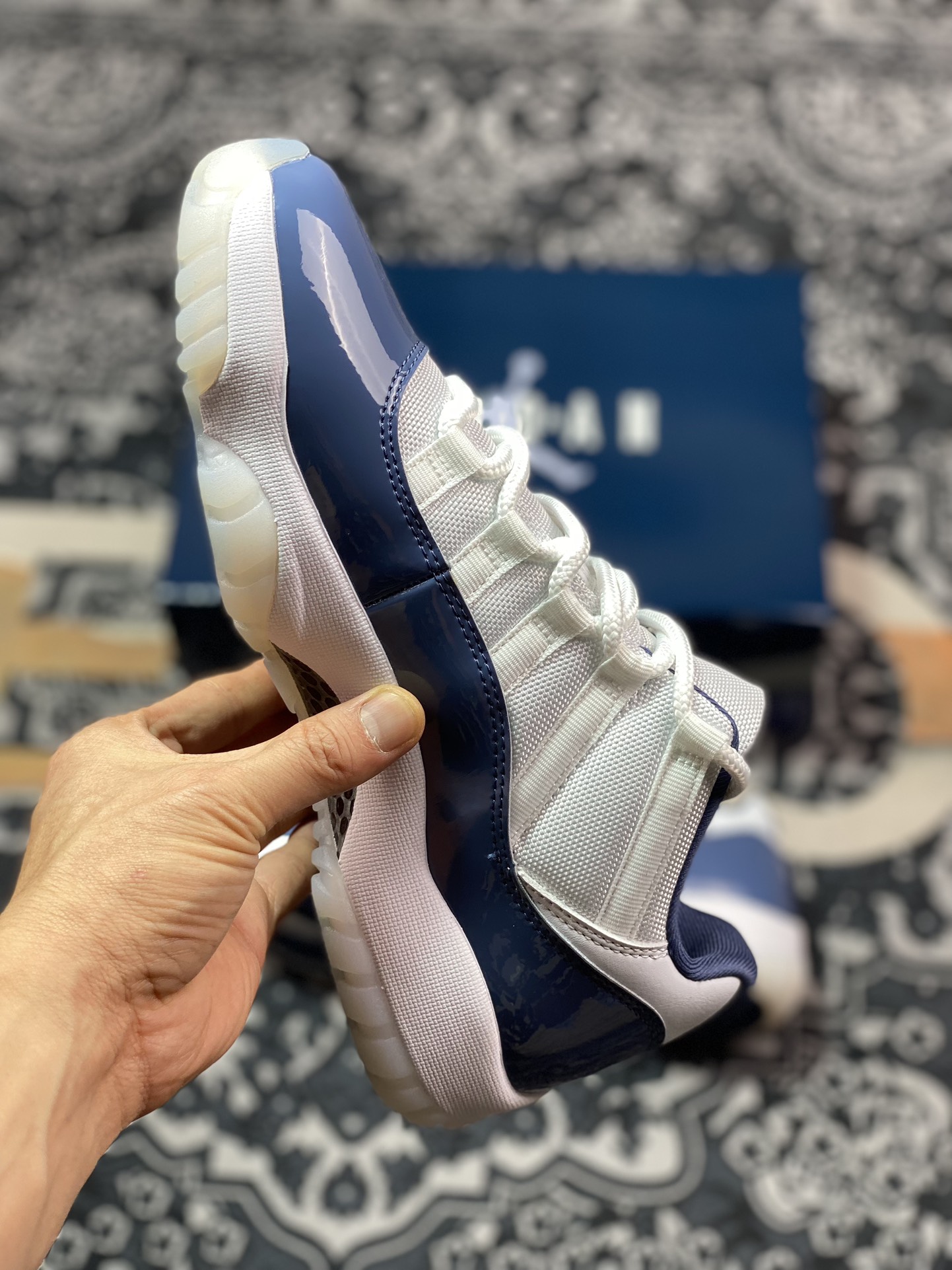 450 Nike Air Jordan 11 Retro Low"Diffused Blue"AJ11篮球鞋“漆皮漫射蓝白”FV5104-104