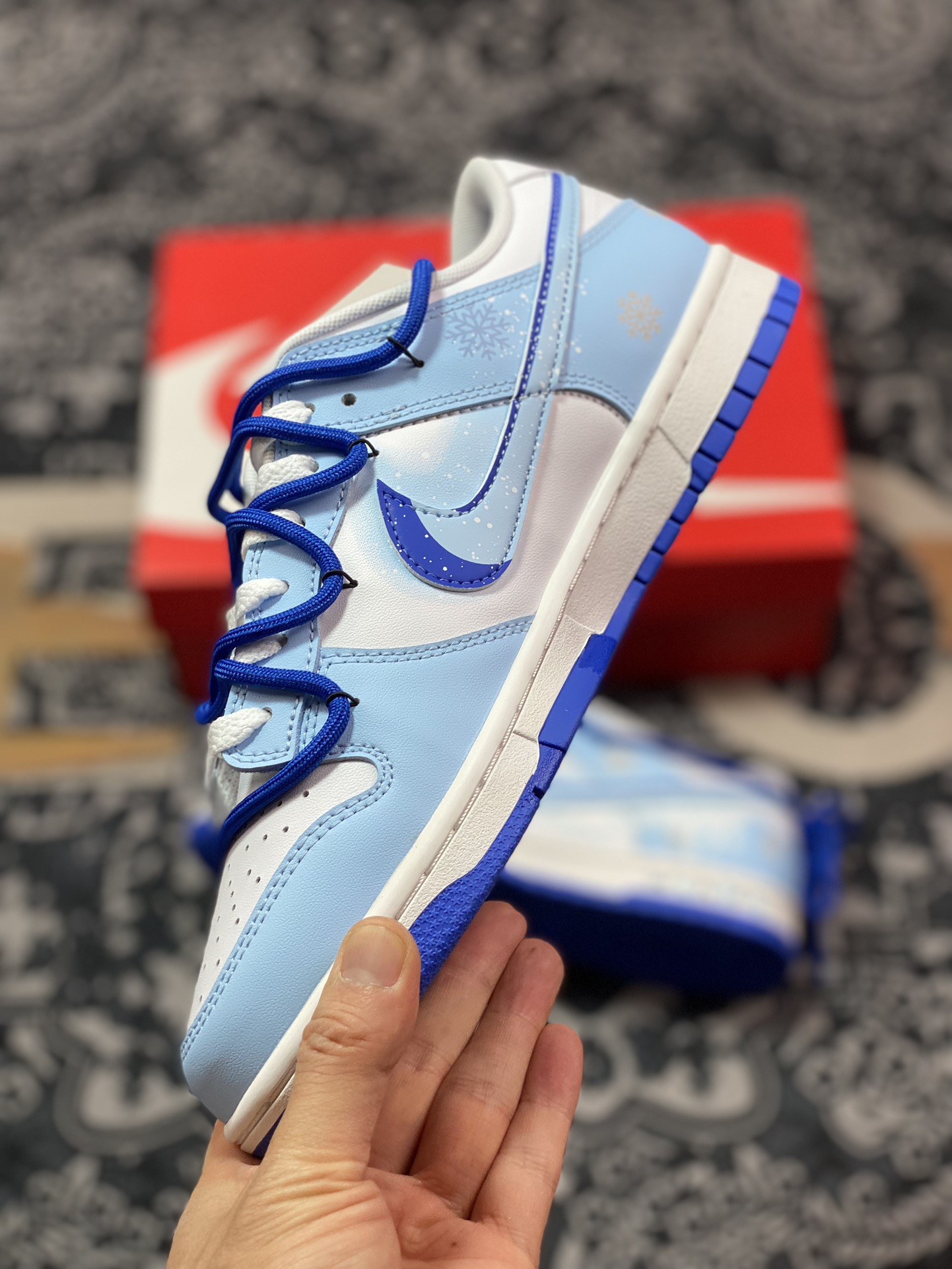 280 耐克Nike SB Dunk Low"Winter Has Arrived"扣篮系列低帮板鞋“白蓝凛冬已至绑绳”DV0831-104