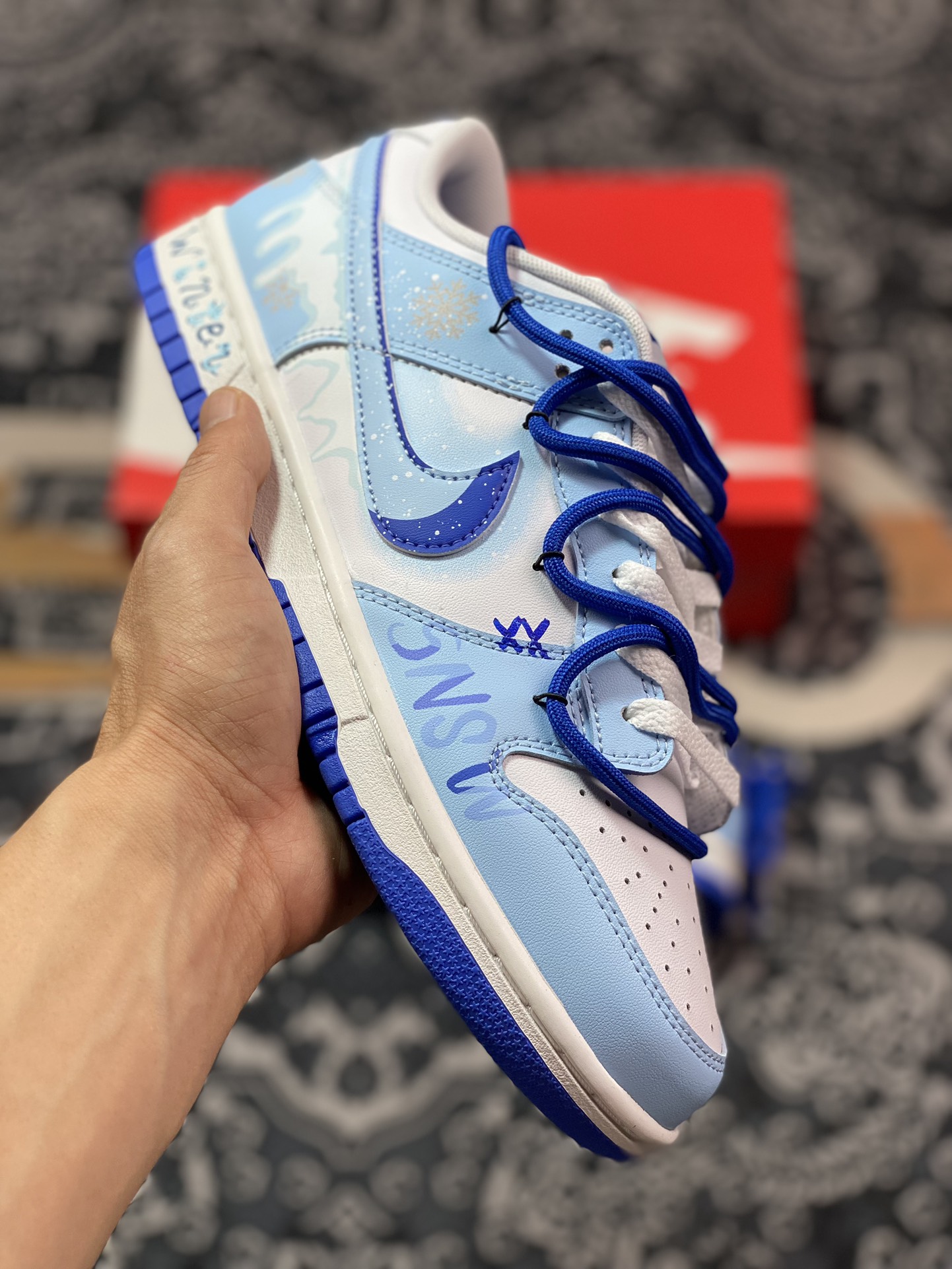 280 耐克Nike SB Dunk Low”Winter Has Arrived”扣篮系列低帮板鞋“白蓝凛冬已至绑绳”DV0831-104