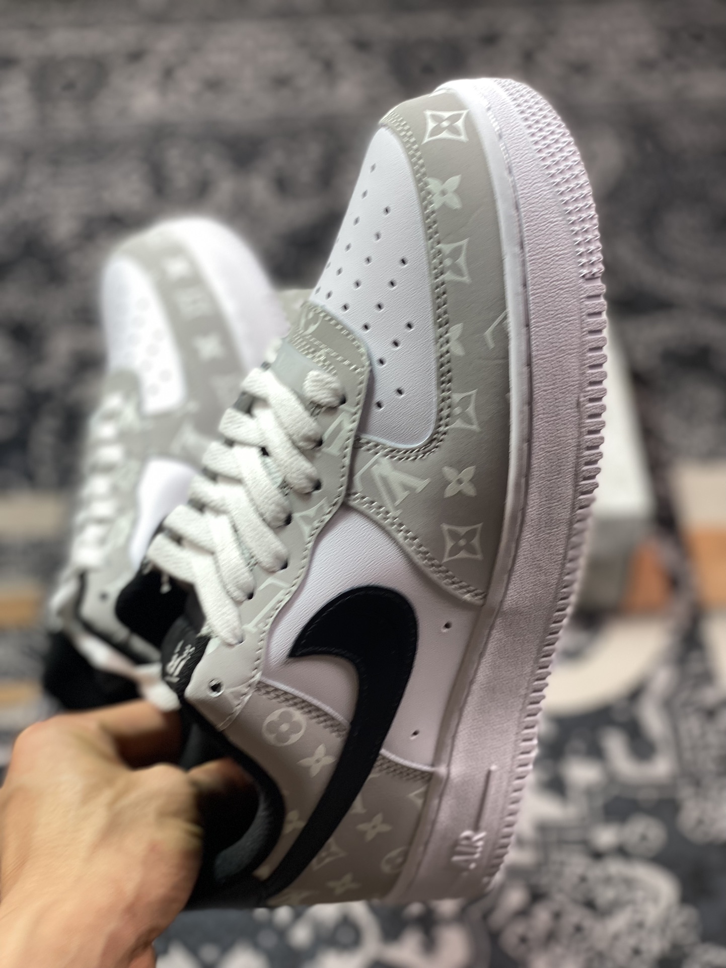 240 路易威登Louis Vuitton 联名定制 Nike Air Force 1 Low '07 空军低帮休闲板鞋 BQ8988-108