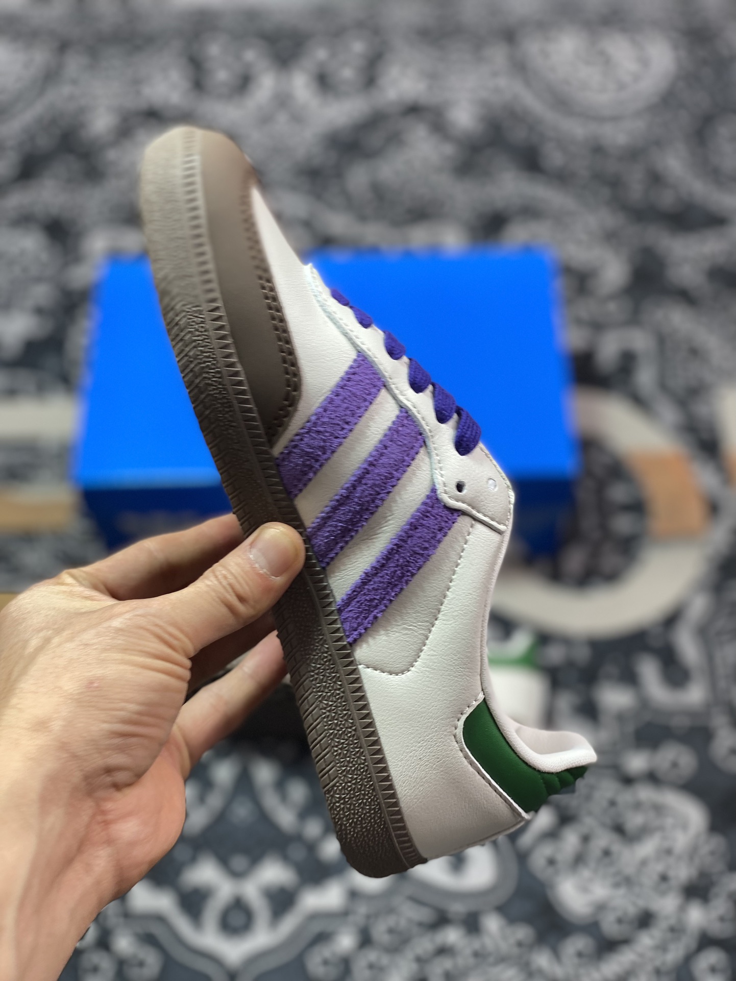 200 阿迪达斯/三叶草Adidas Originals Wmns Samba OG”Off White”桑巴舞板鞋“蓝莓优格塔米紫绿咖啡底”ID8349