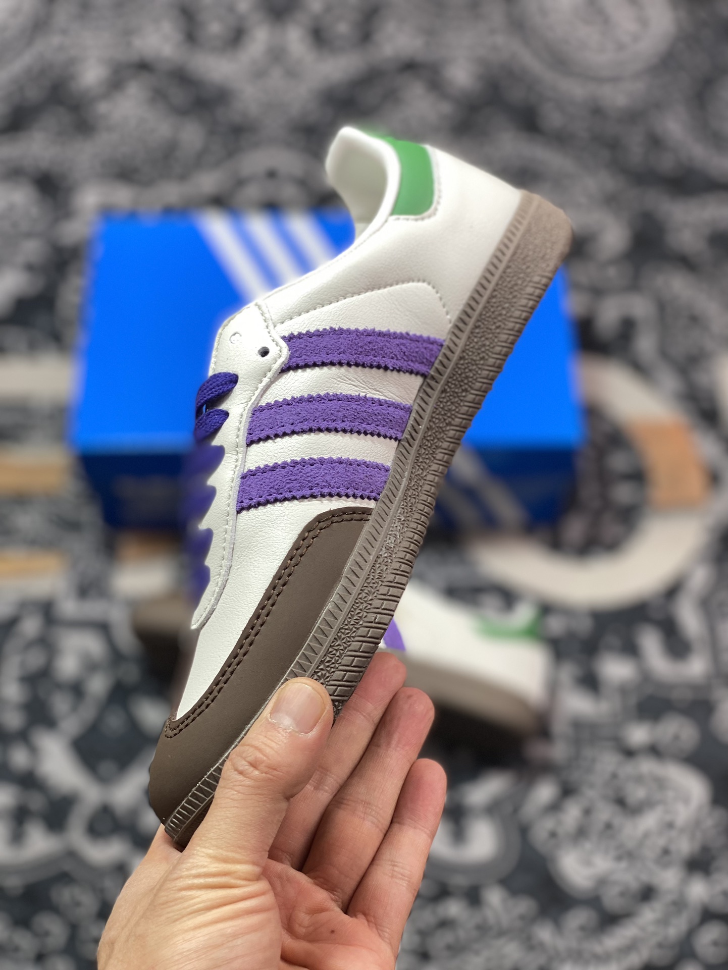 200 阿迪达斯/三叶草Adidas Originals Wmns Samba OG”Off White”桑巴舞板鞋“蓝莓优格塔米紫绿咖啡底”ID8349