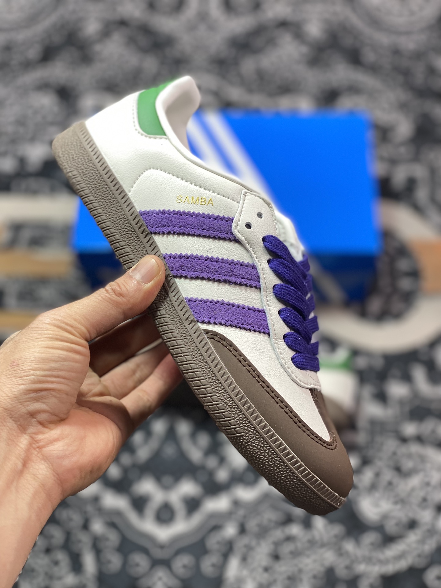 200 阿迪达斯/三叶草Adidas Originals Wmns Samba OG”Off White”桑巴舞板鞋“蓝莓优格塔米紫绿咖啡底”ID8349