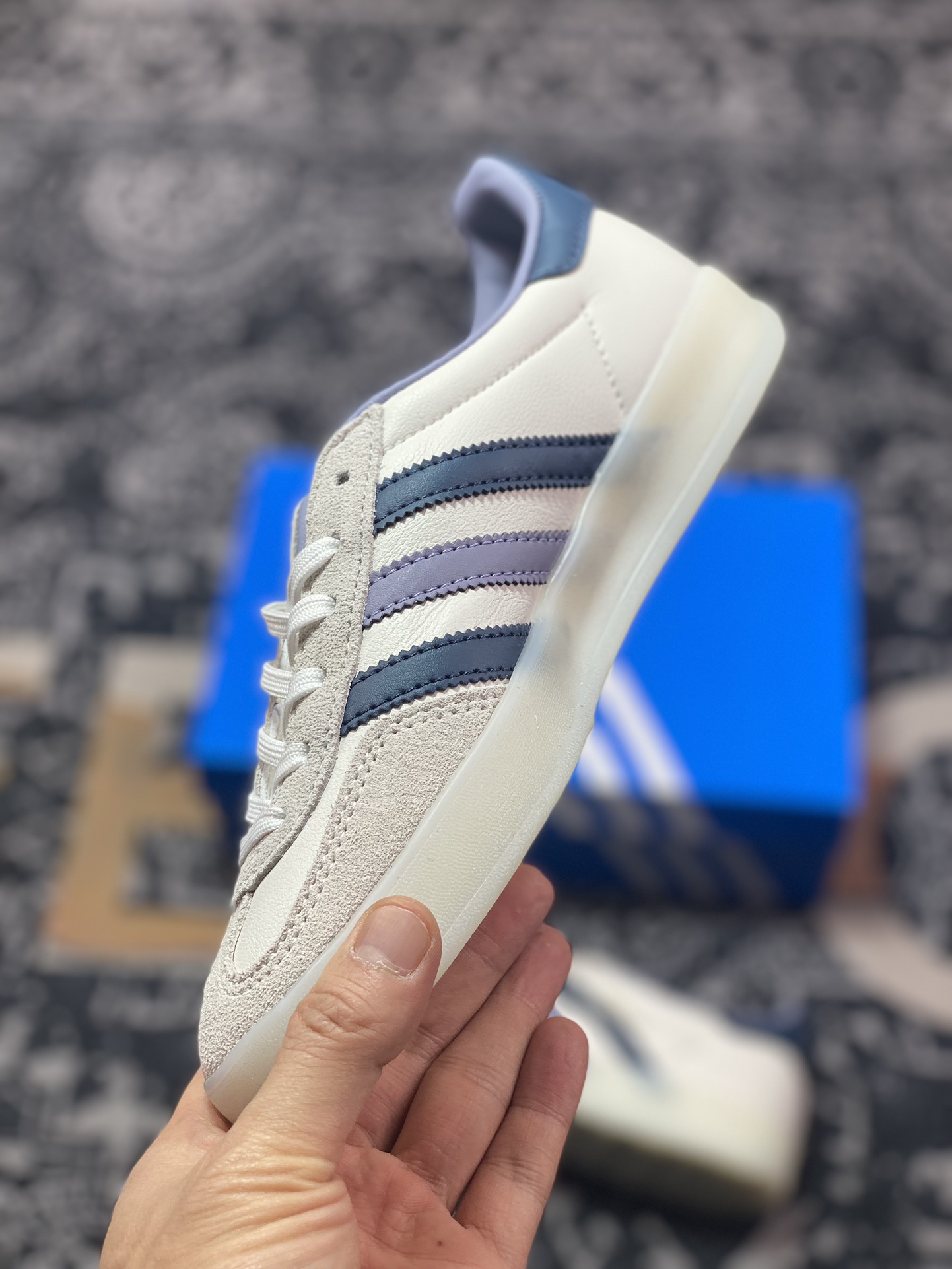 200 阿迪达斯Adidas Gazelle Indoor Trainers 羚羊板鞋“米白冰晶雾灰紫”IG1643