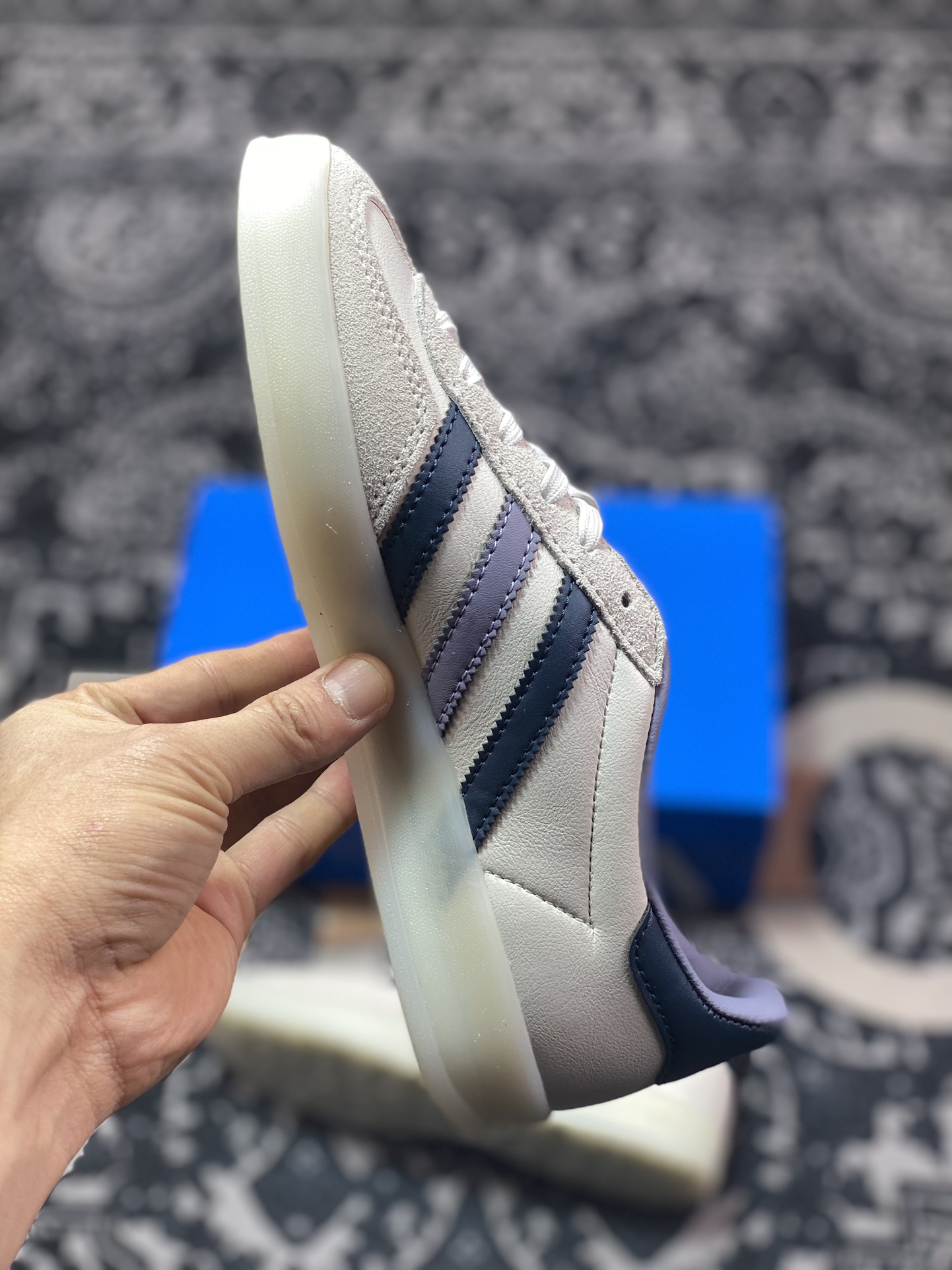 200 阿迪达斯Adidas Gazelle Indoor Trainers 羚羊板鞋“米白冰晶雾灰紫”IG1643