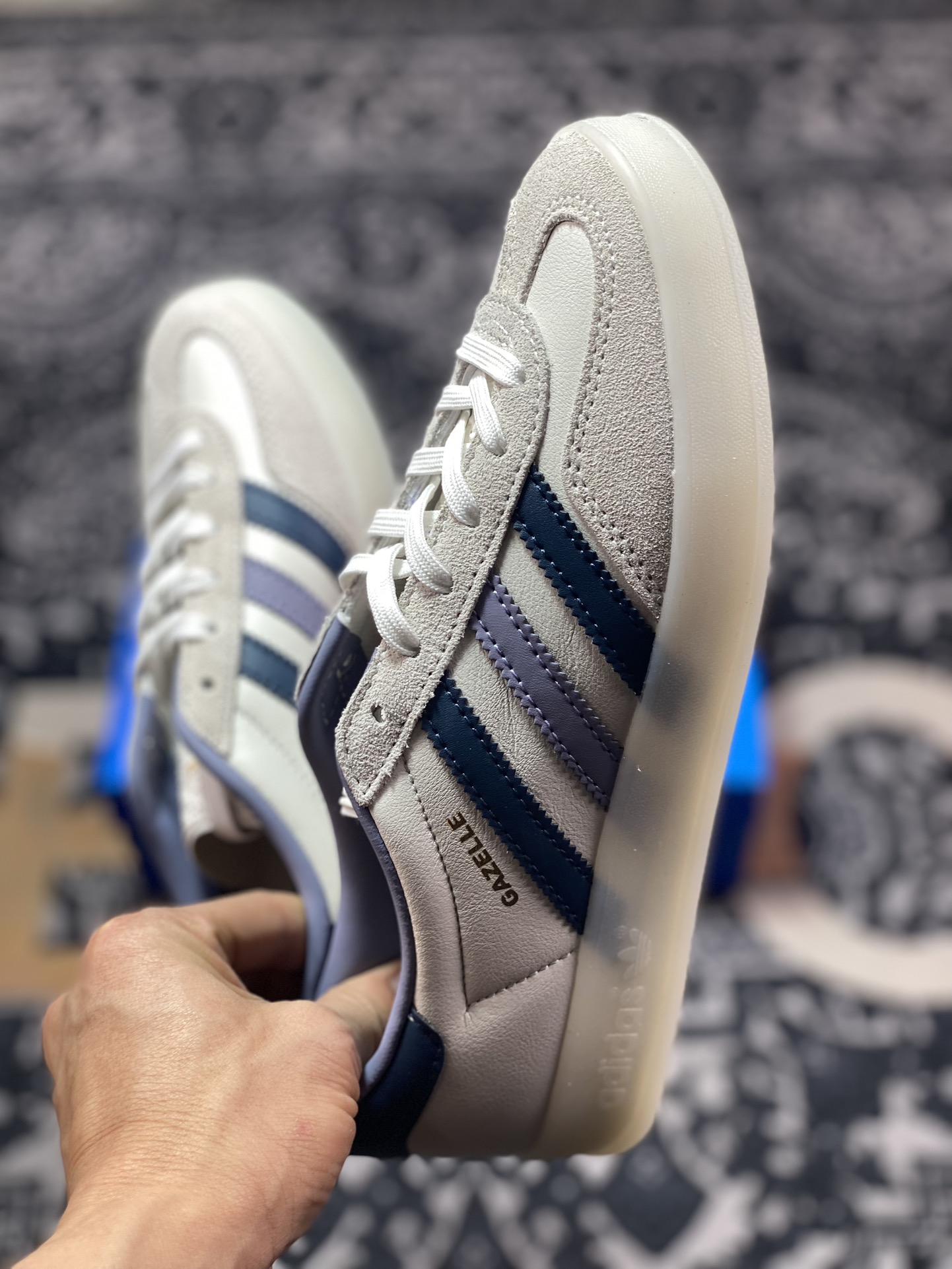 200 阿迪达斯Adidas Gazelle Indoor Trainers 羚羊板鞋“米白冰晶雾灰紫”IG1643