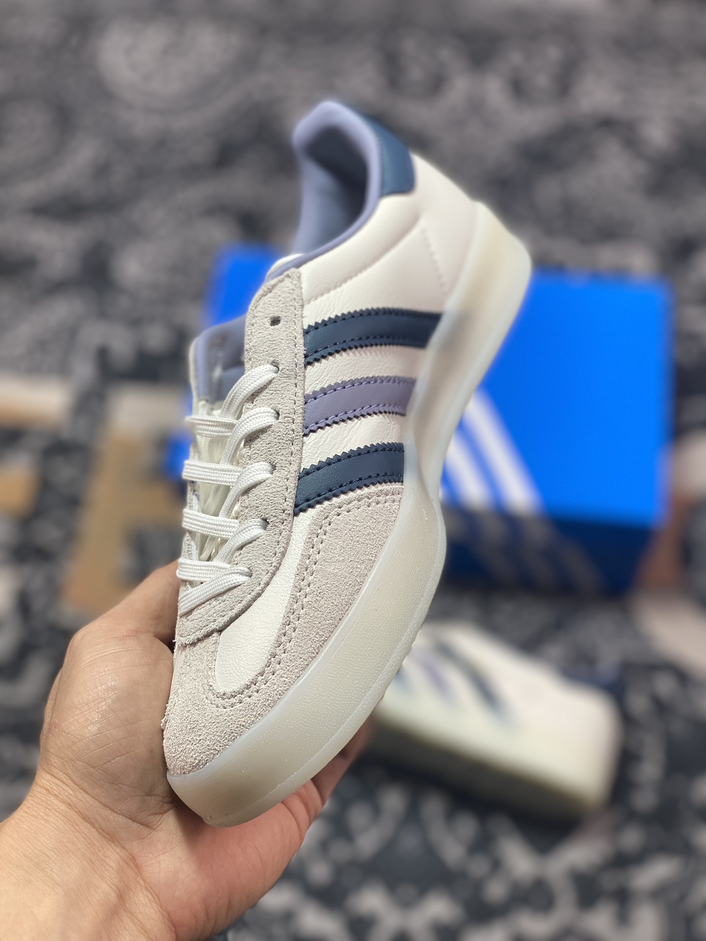 200 阿迪达斯Adidas Gazelle Indoor Trainers 羚羊板鞋“米白冰晶雾灰紫”IG1643