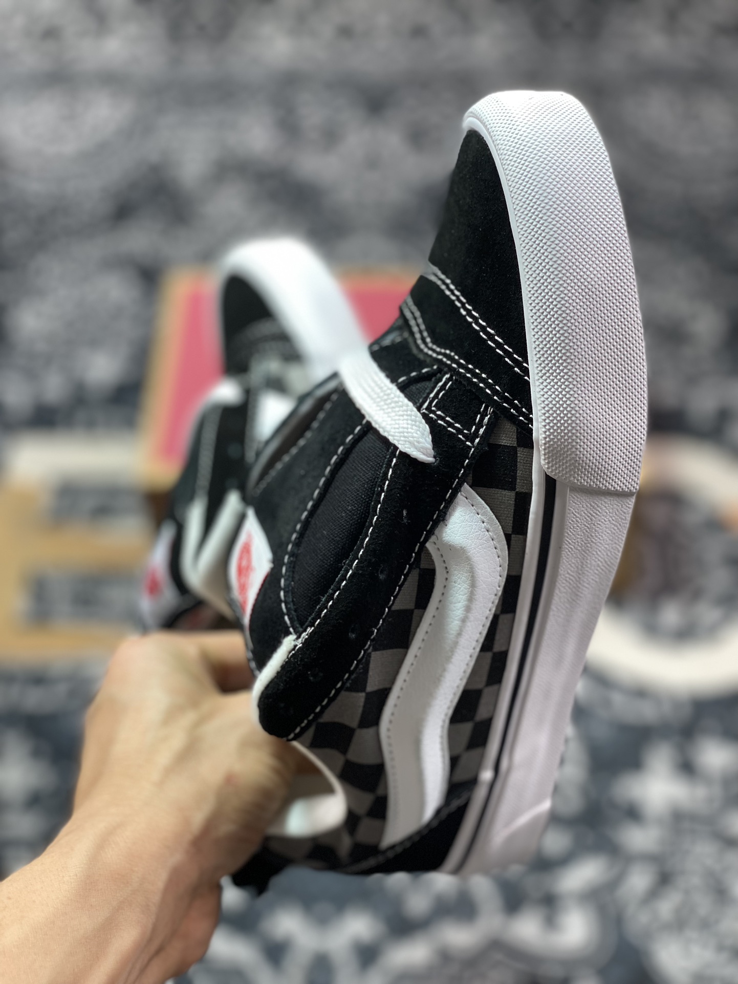 150 Vans Classics Knu Skool 经典黑灰格 厚鞋舌面包鞋