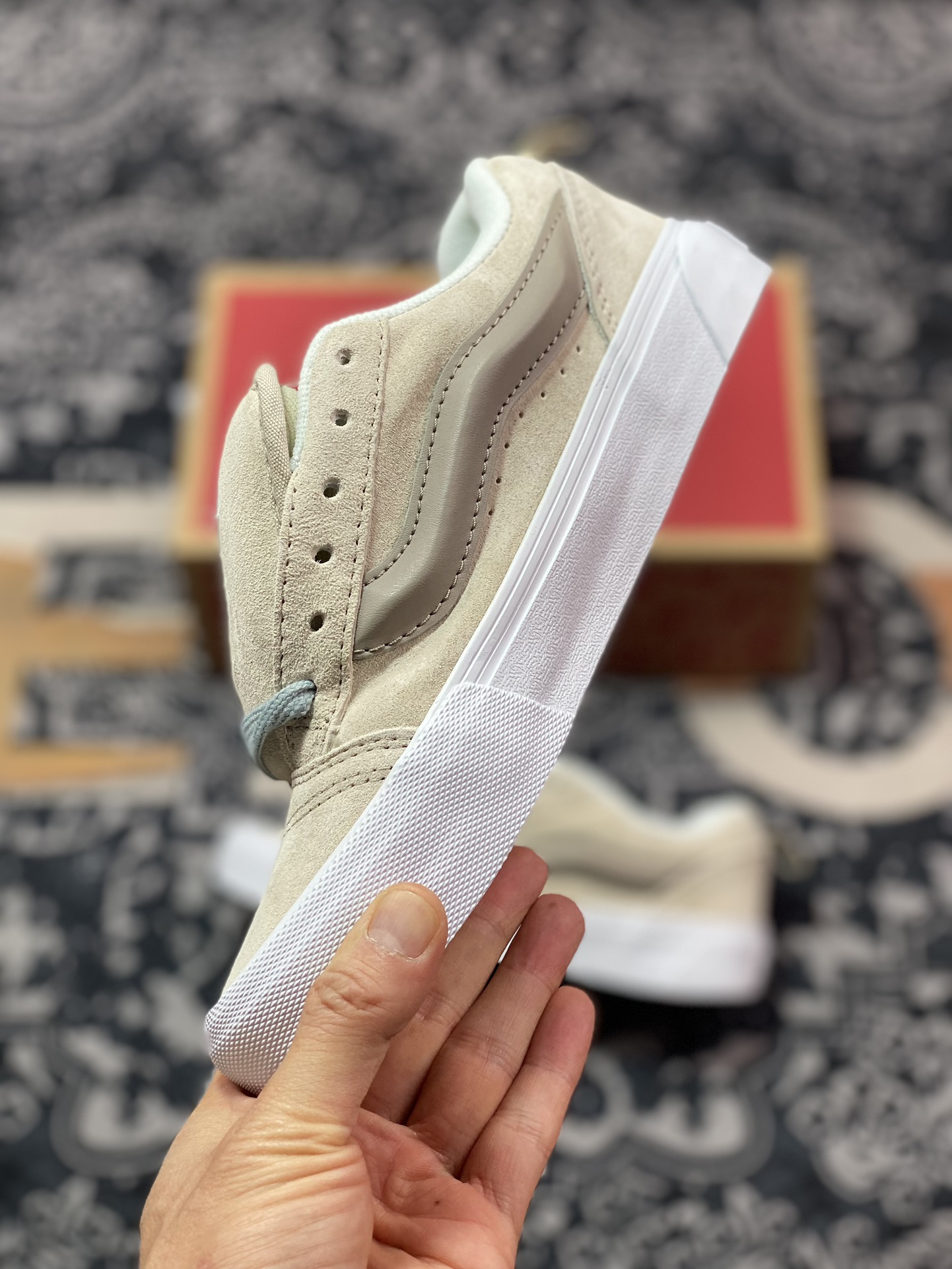 150 奶咖色面包鞋来了 Vans Knu-Skool VR3 LX 万斯低帮复古休闲硫化板鞋