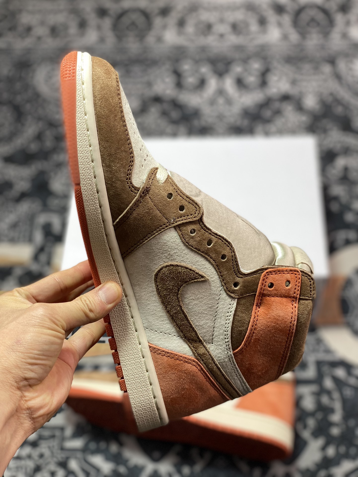 260 原装级别 F版 Air Jordan 1 High OG "Dusted Clay" AJ1 乔1沙丘可可色 高帮篮球鞋 FQ2941-200