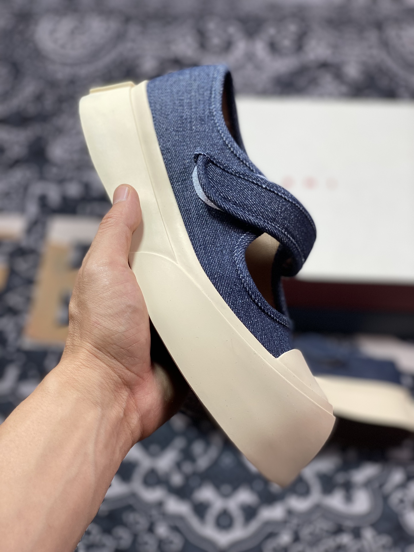 260 意大利奢侈品品牌-玛尼·Marni Pablo Leather Mary Jane Sneaker 板鞋“魔术贴丹宁牛仔布暗蓝”SNZW003030P415500B64