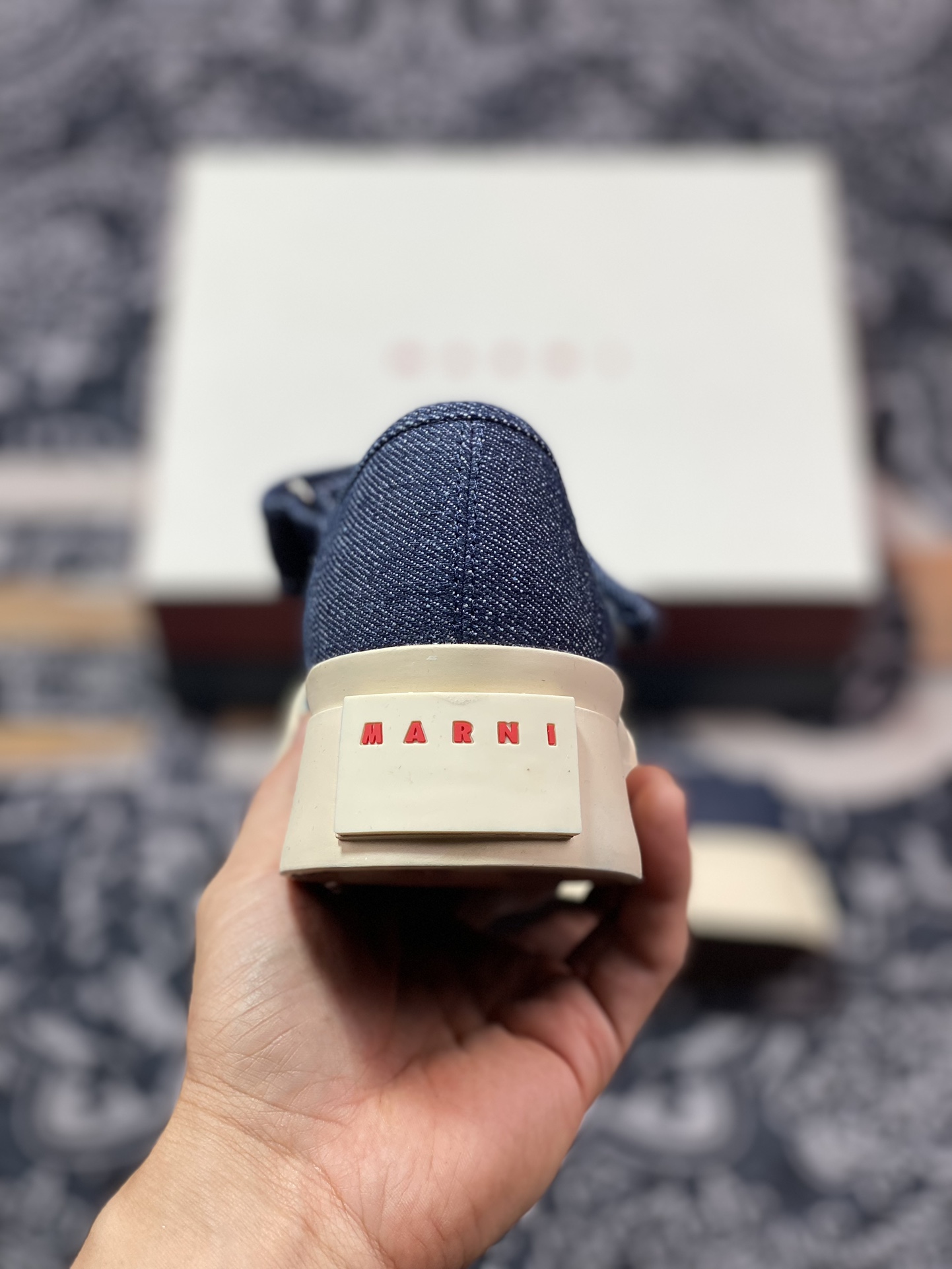 260 意大利奢侈品品牌-玛尼·Marni Pablo Leather Mary Jane Sneaker 板鞋“魔术贴丹宁牛仔布暗蓝”SNZW003030P415500B64