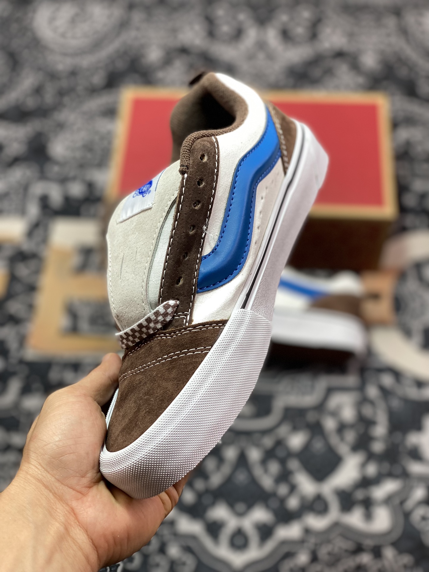 140 真标 Vans Classics Knu Skool 白棕蓝棋盘格