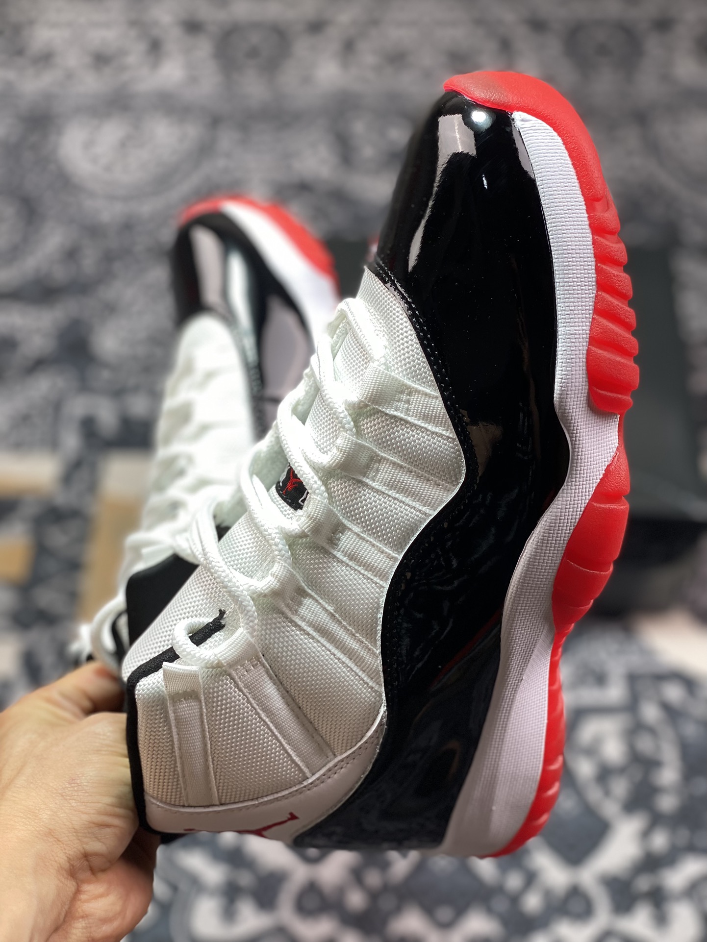 420 优选 原装级别 Air Jordan 11 Retro AJ11 乔11漆皮黑白红 CT8012-106