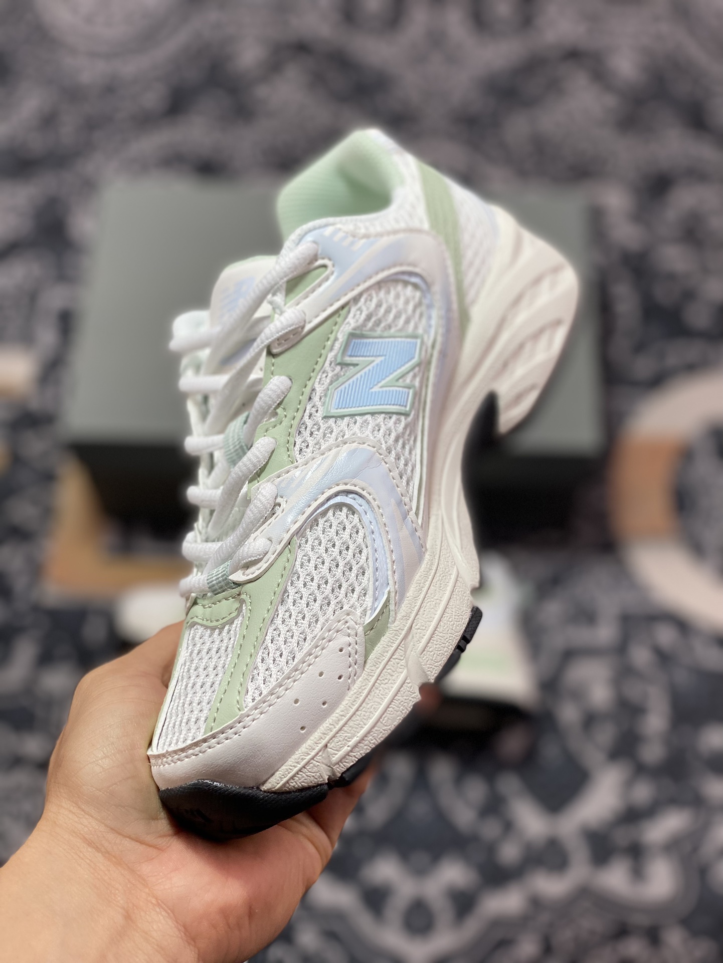 200 新百伦New Balance MR530系列低帮复古老爹风休闲运动跑步鞋“奶白薄荷浅绿”MR530ZO