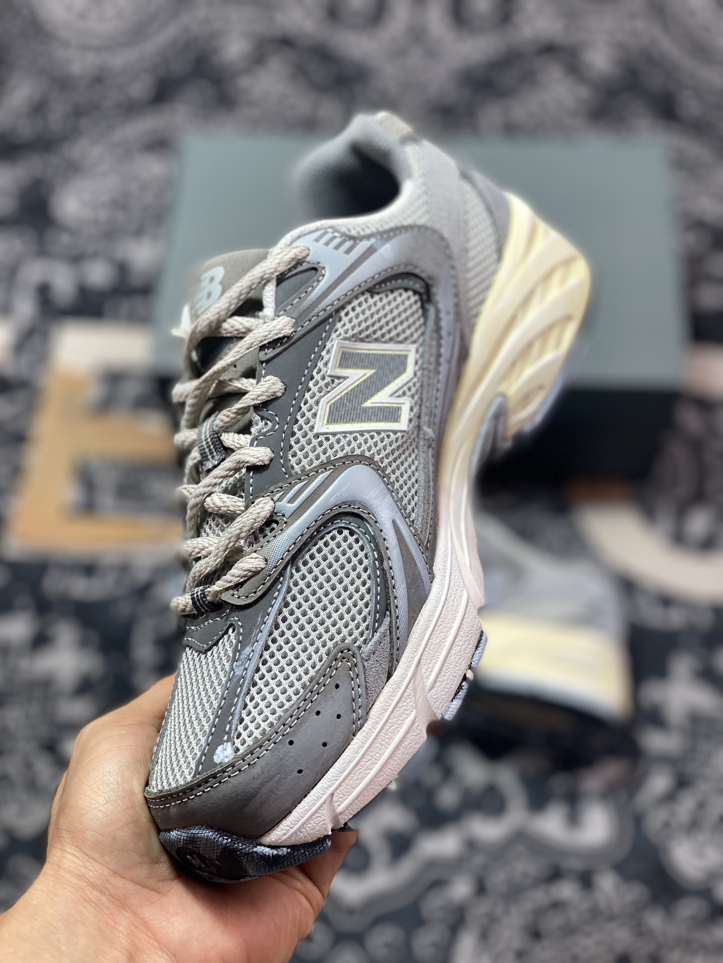 220 优选 原装级别 商城平台专供New Balance 新百伦 MR530TG 复古休闲慢跑鞋