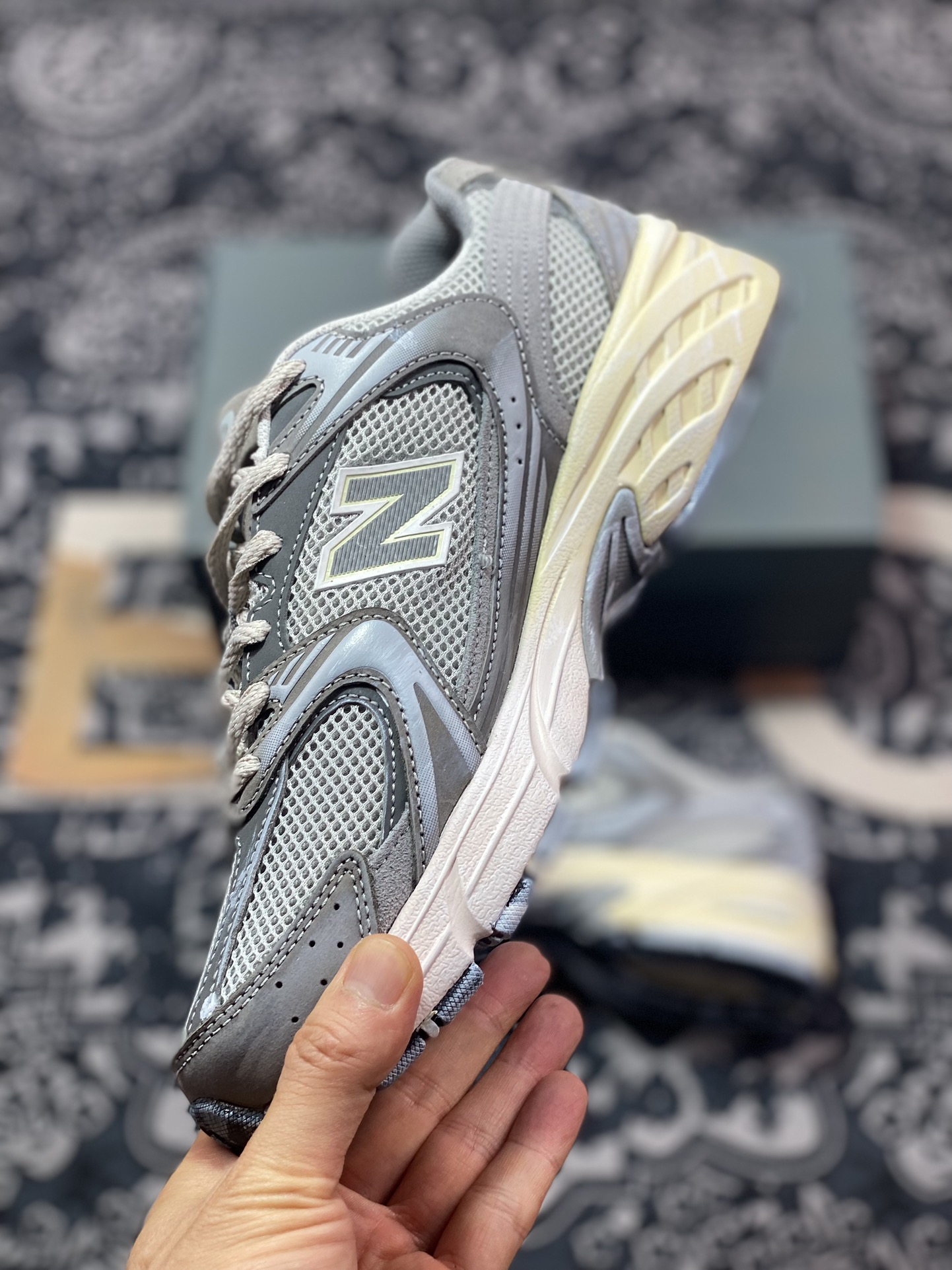 220 优选 原装级别 商城平台专供New Balance 新百伦 MR530TG 复古休闲慢跑鞋