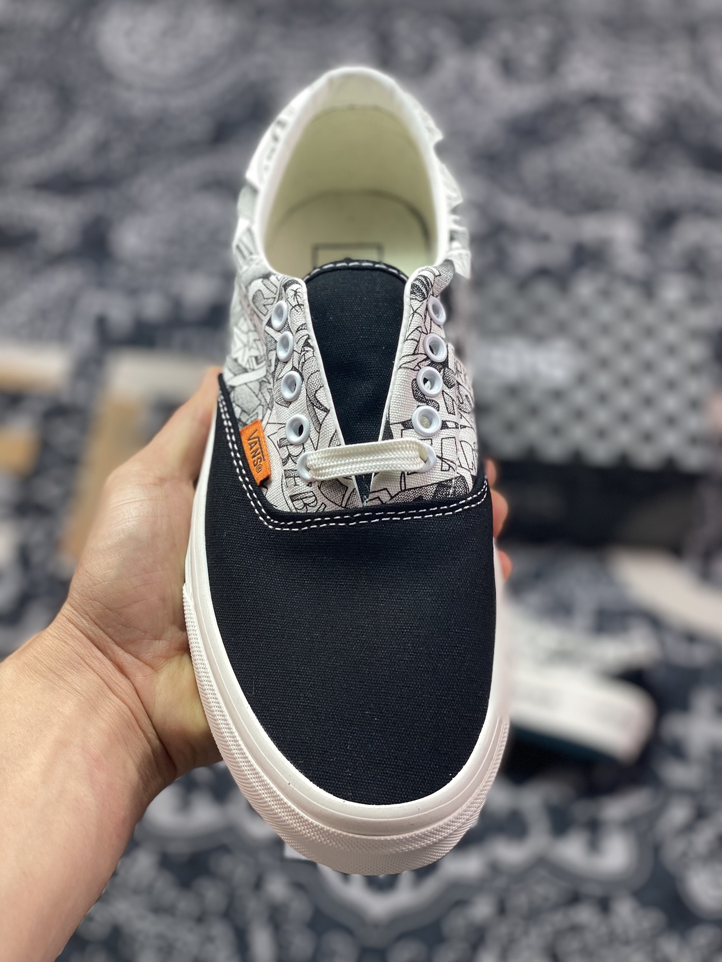 A2140 真标Sneakersntuff LA x Vans 涂鸦 最新安娜联名系列鞋款发布