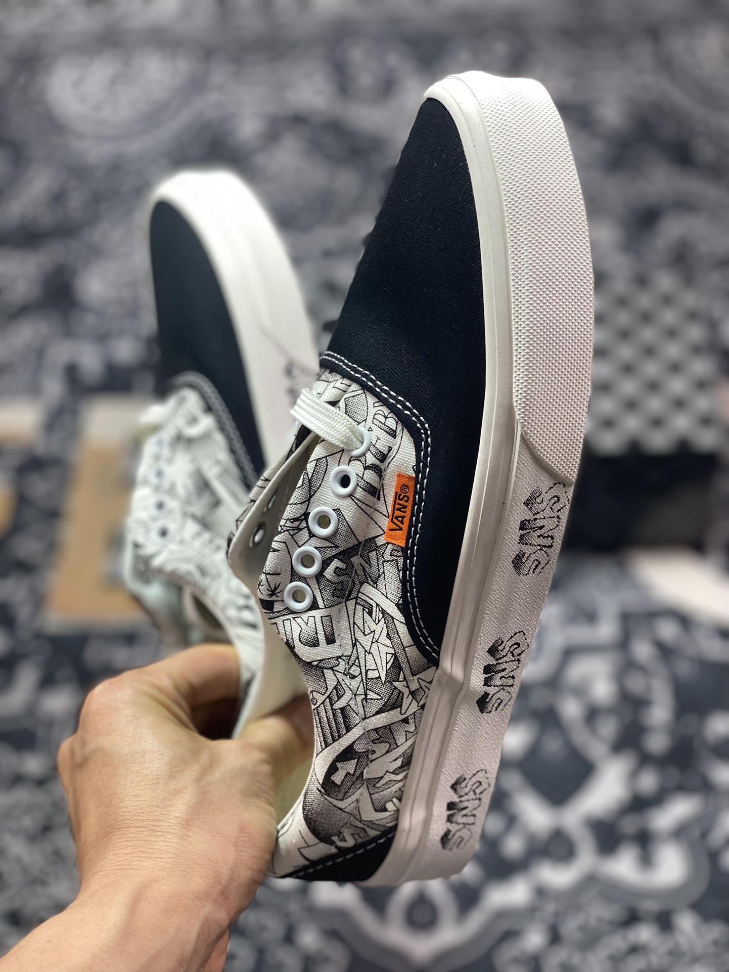 A2140 真标Sneakersntuff LA x Vans 涂鸦 最新安娜联名系列鞋款发布