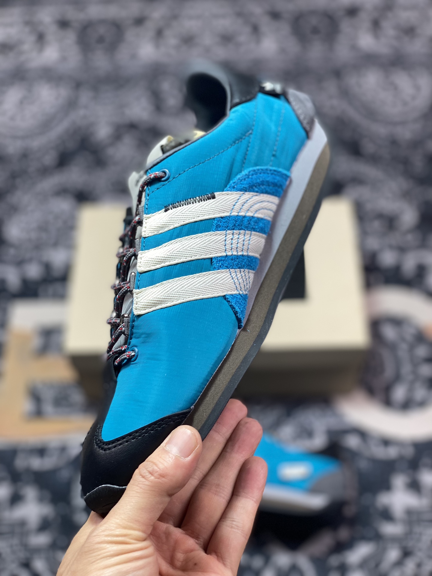 200 Mute x Adidas Country OG"Aqua Black"SFTM-003系列低帮慢跑鞋“联名水蓝深灰黑”ID3545