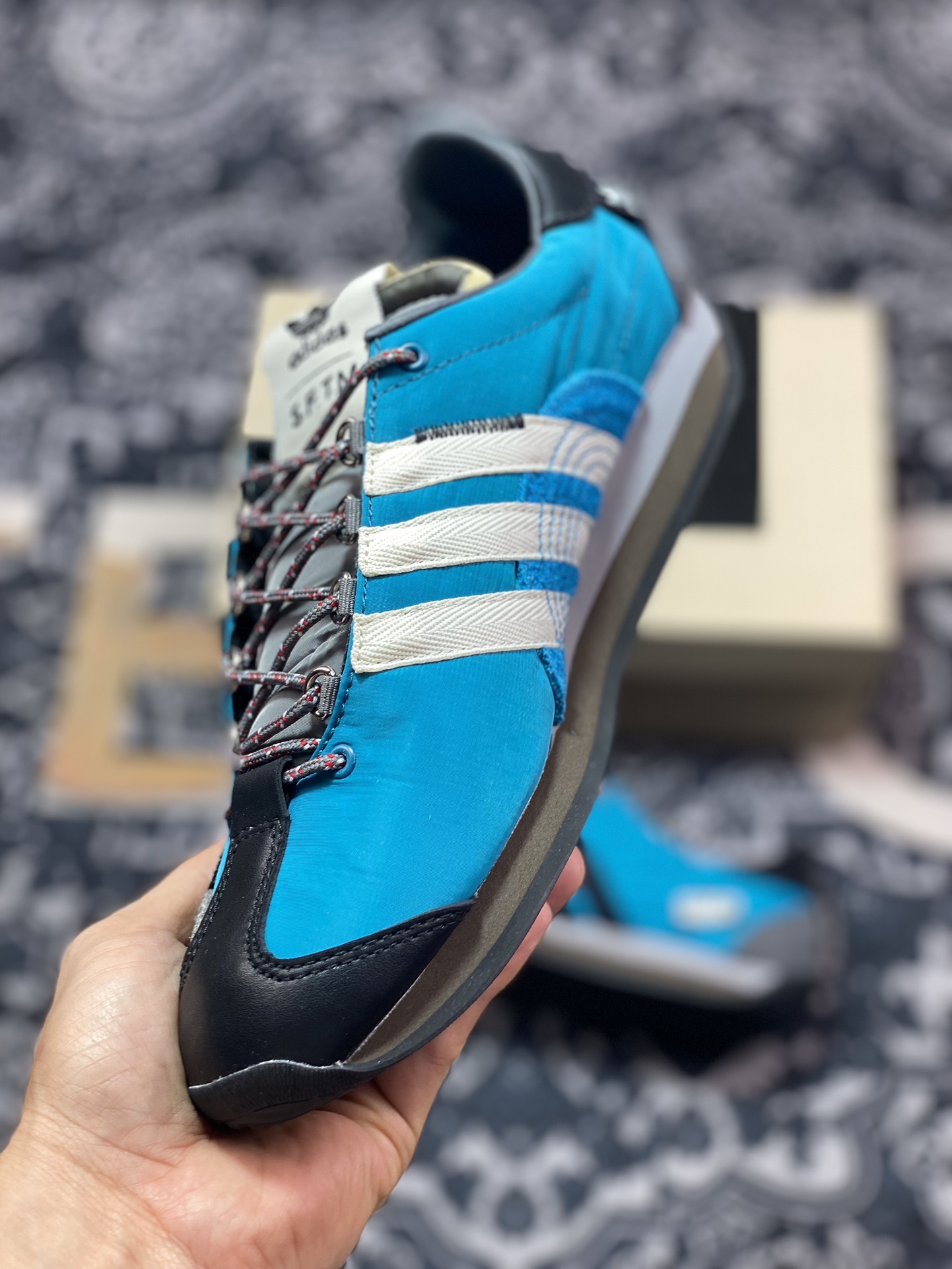 200 Mute x Adidas Country OG"Aqua Black"SFTM-003系列低帮慢跑鞋“联名水蓝深灰黑”ID3545