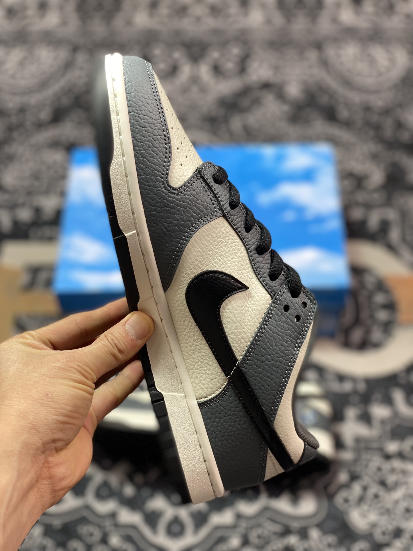 280 Nike SB Dunk Low NH"Sun Club"扣篮系列低帮板鞋“深灰米白黑笑脸太阳地球刺绣”BB1609-116