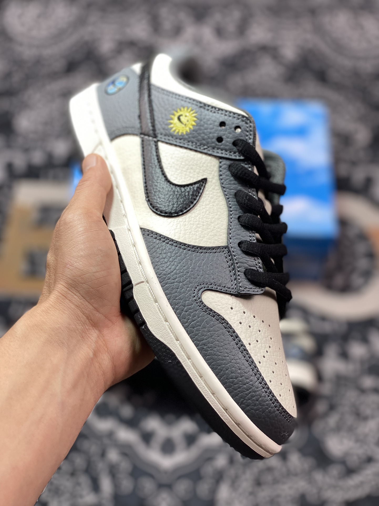 280 Nike SB Dunk Low NH”Sun Club”扣篮系列低帮板鞋“深灰米白黑笑脸太阳地球刺绣”BB1609-116