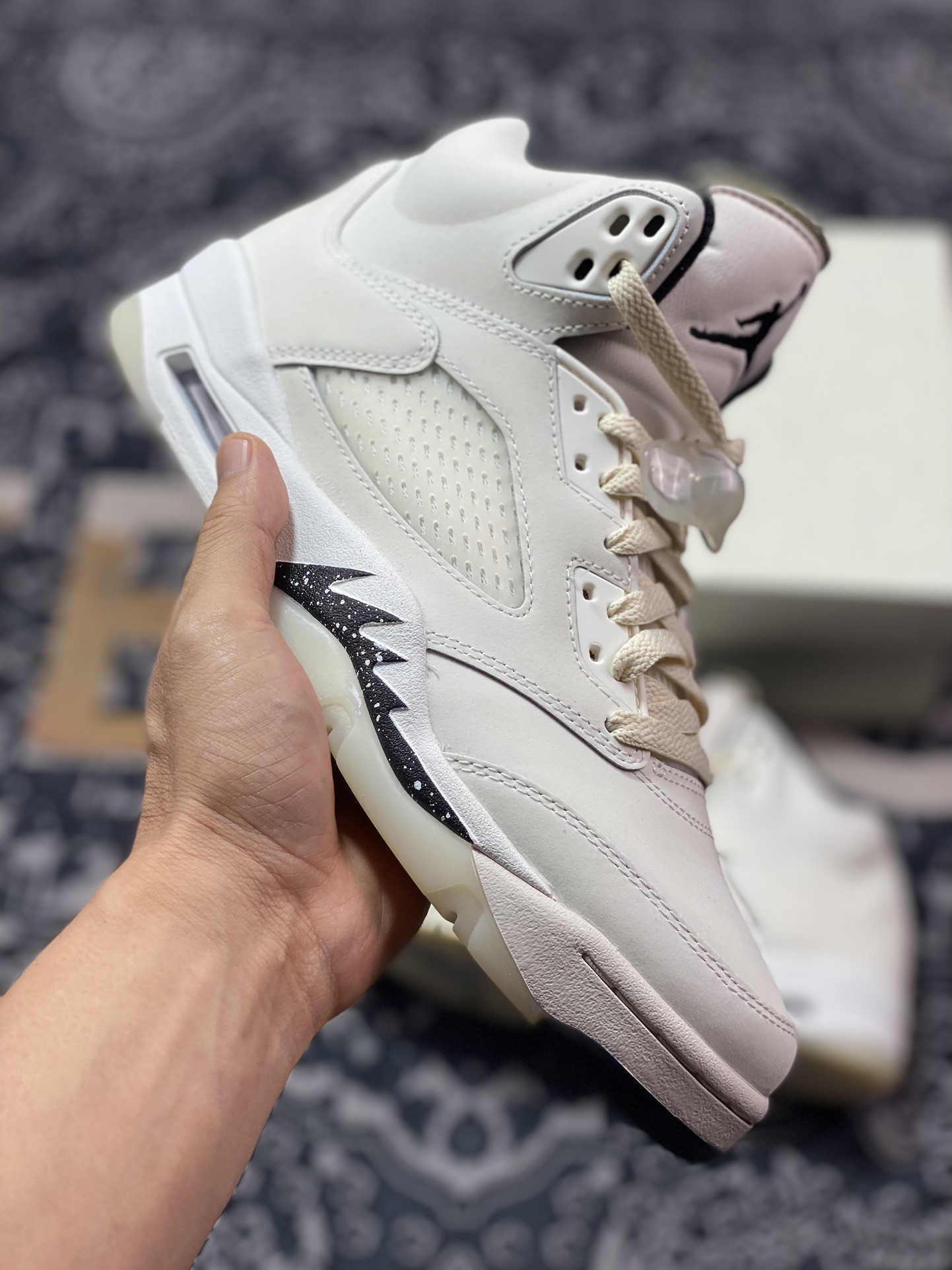 520  Y3 Batch Air Jordan 5 米白色 出货