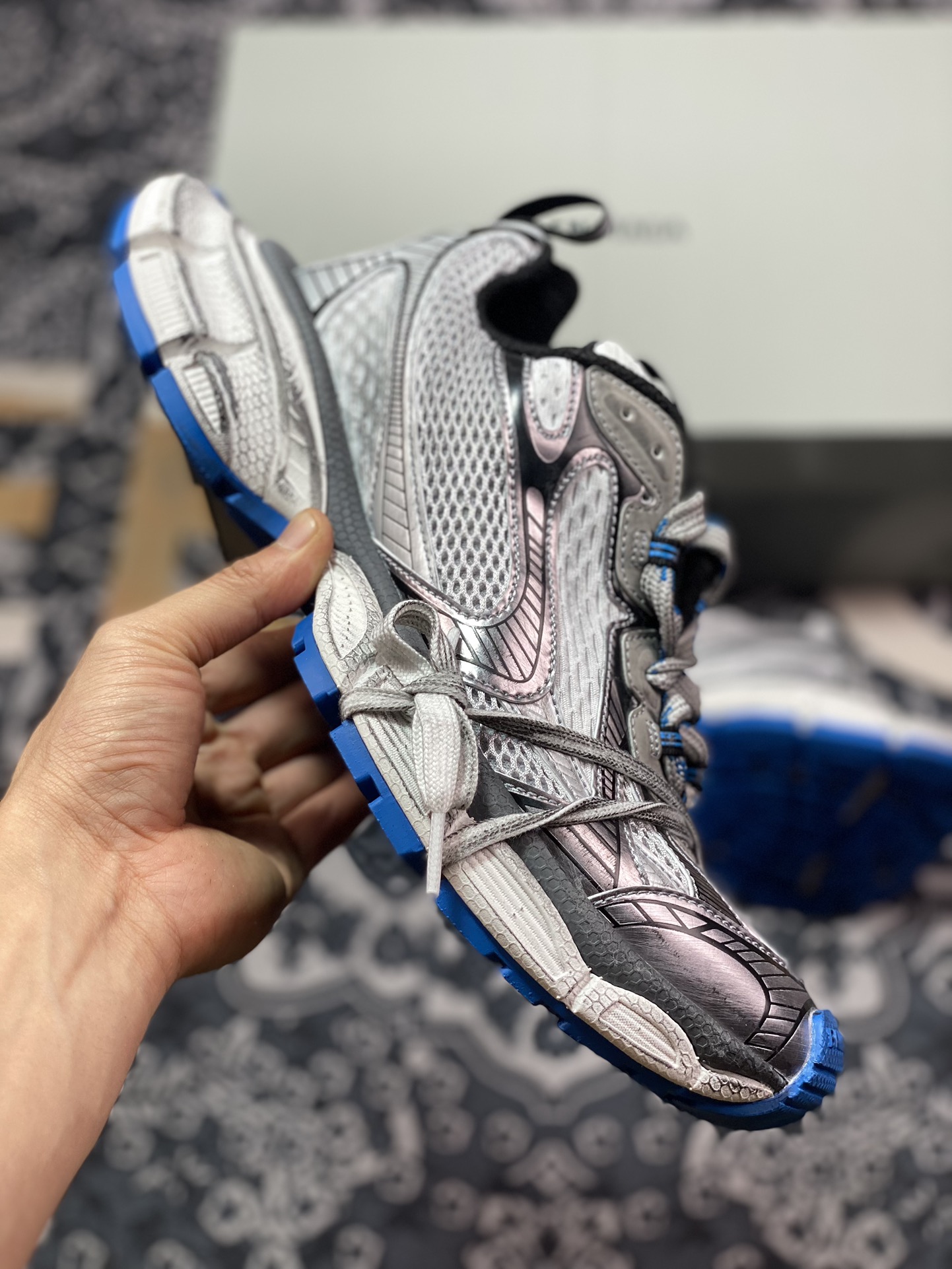 优选 Balenciaga 巴黎世家 3XL 做旧复古老爹鞋