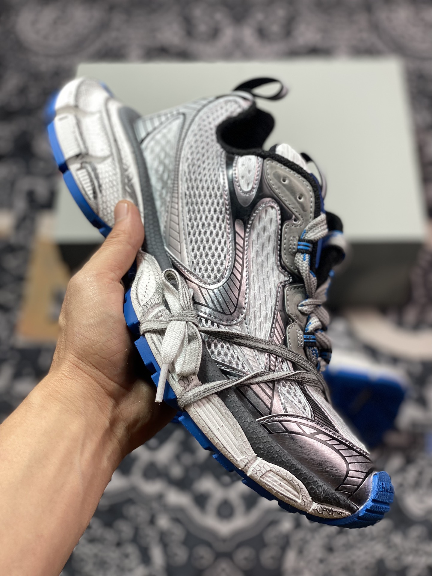 优选 Balenciaga 巴黎世家 3XL 做旧复古老爹鞋
