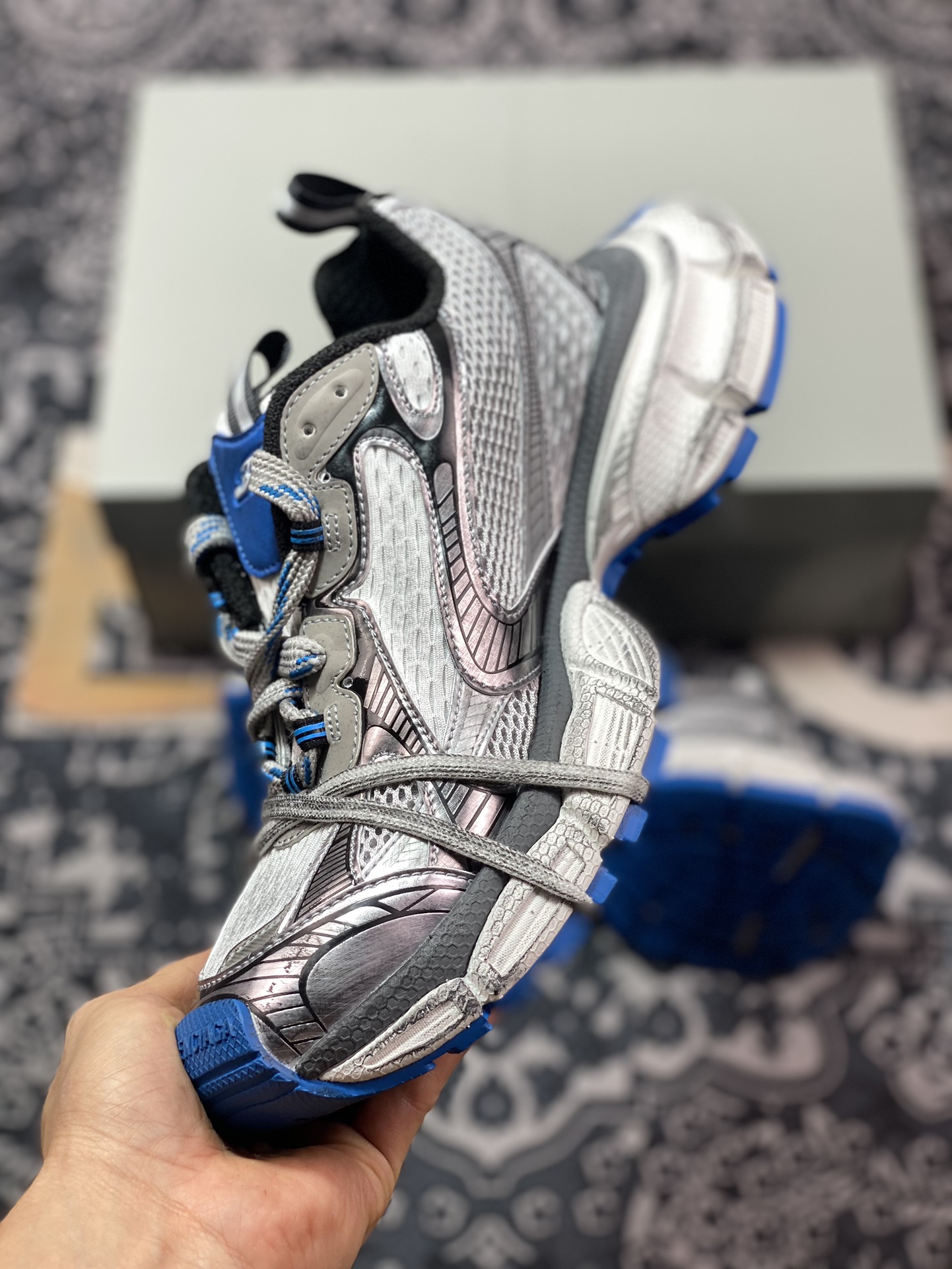 优选 Balenciaga 巴黎世家 3XL 做旧复古老爹鞋