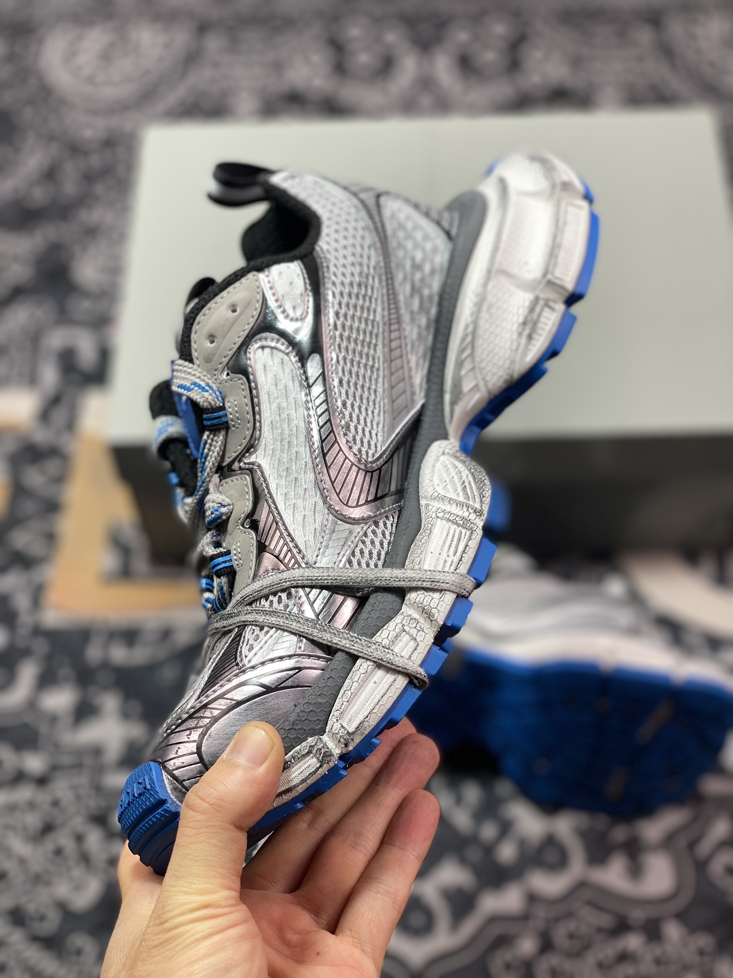 优选 Balenciaga 巴黎世家 3XL 做旧复古老爹鞋