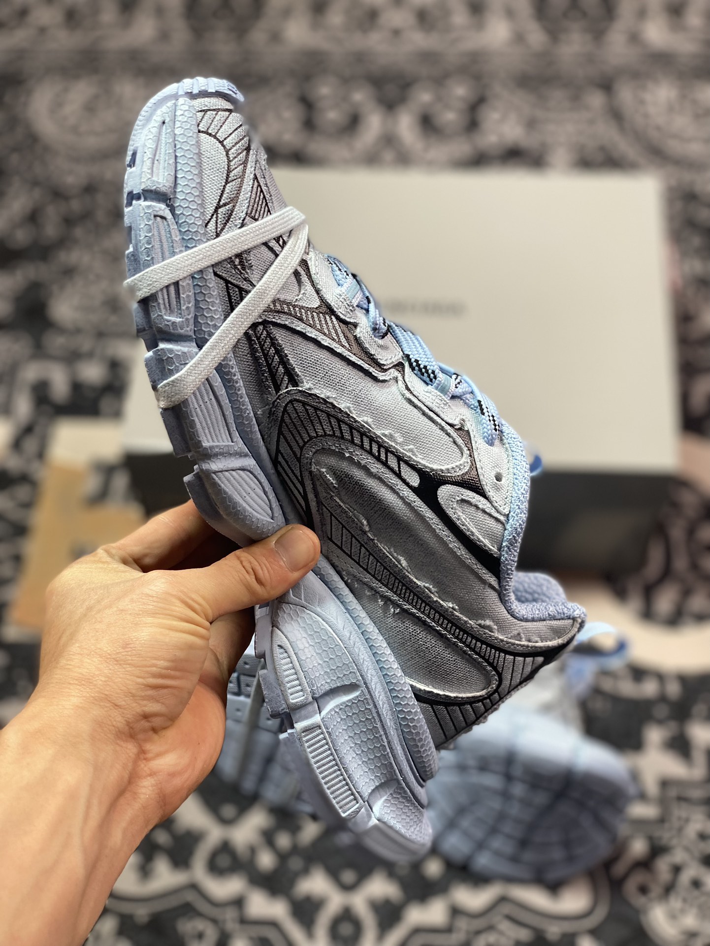 400 巴黎世家BALENCIAGA 3XL Sneakers 3+系列低帮慢跑鞋“帆布浅蓝黑”734731 W3XL5 0521