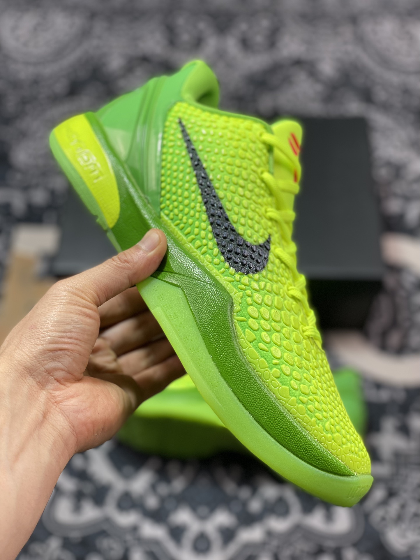 320 Zoom KOBE 6 Protro 科比六代 青蜂侠 完美复刻公司货 CW2190-300