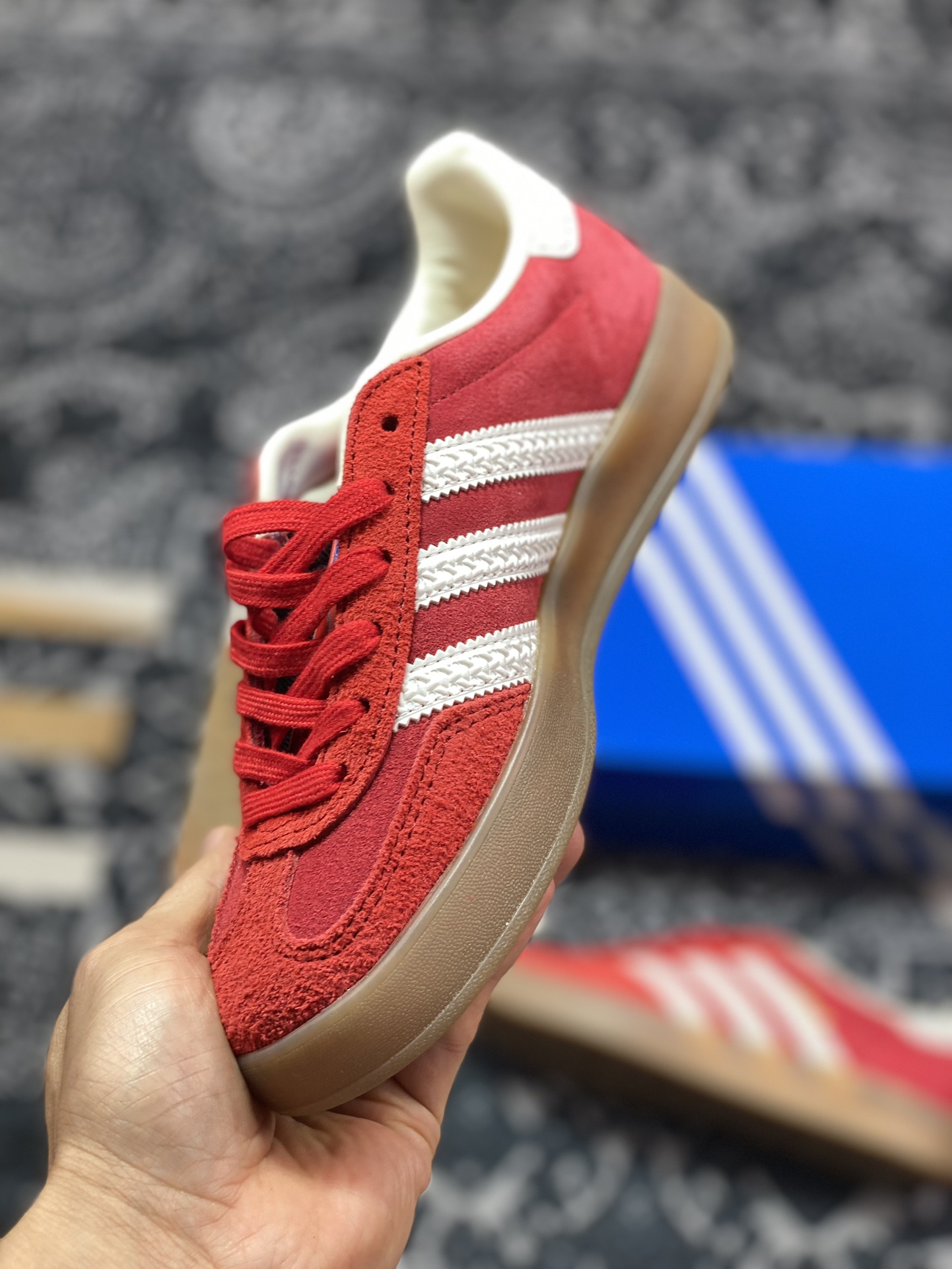 200 阿迪达斯Adidas Gazelle Indoor Trainers 羚羊内训系列低帮板鞋“翻毛红白生胶底”IF1808