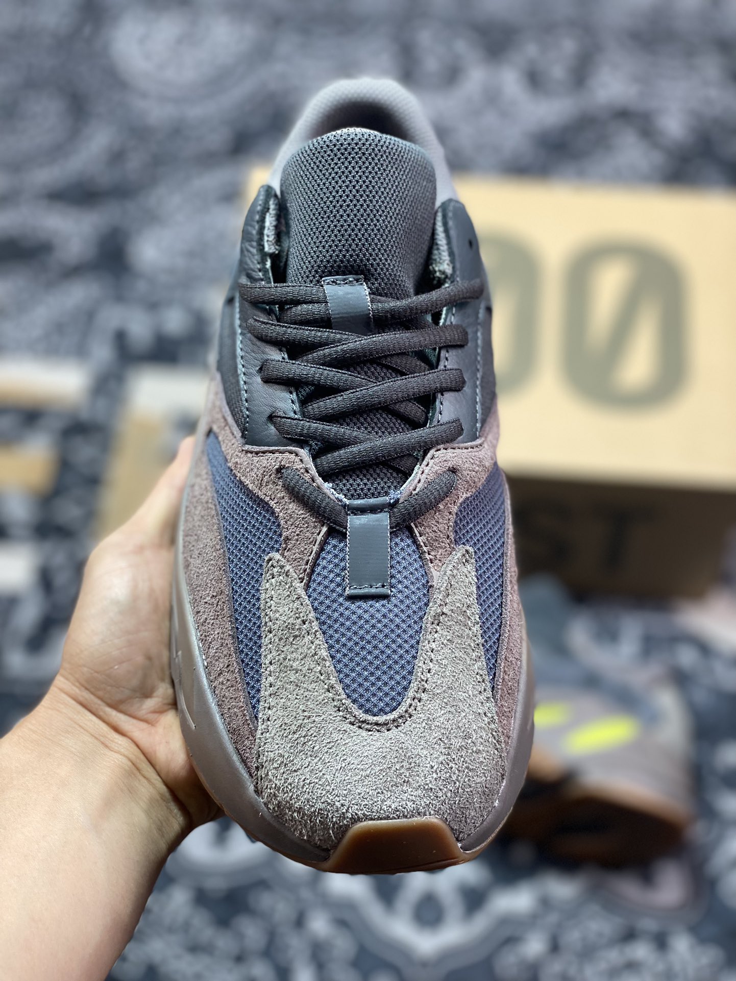 240 原装级别 AD 阿迪 YEEZY Boost 700V2 棕色 EE9614