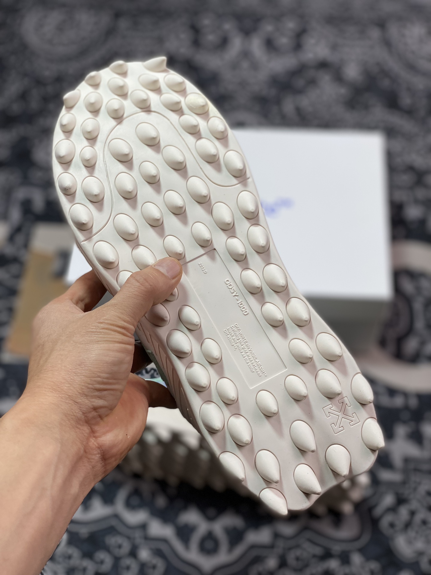 380 Off-White ODSY-1000 Chunky Arrow 系列低帮箭头增高运动鞋“米白蓝薄荷绿”OMIA139R208000530133