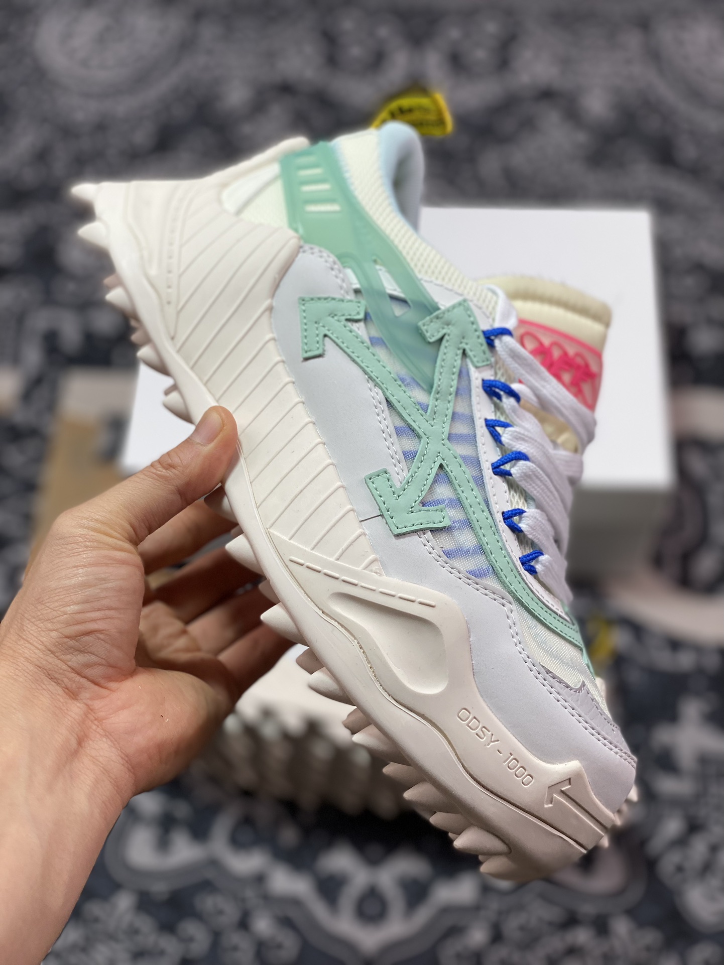 380 Off-White ODSY-1000 Chunky Arrow 系列低帮箭头增高运动鞋“米白蓝薄荷绿”OMIA139R208000530133