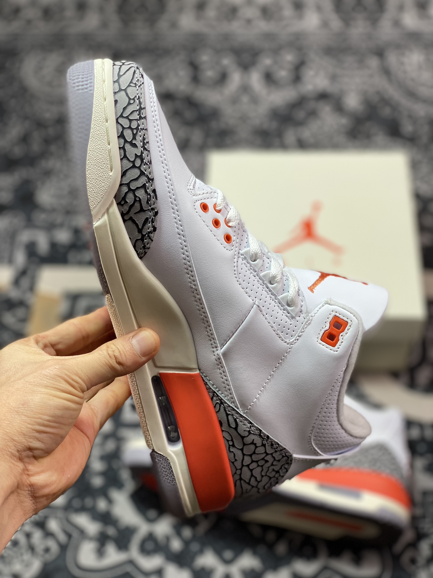 320 耐克Nike Wmns Air Jordan 3 Retro”Georgia Peach Cosmic Clay”迈克尔篮球鞋“白橙米黄爆裂纹”CK9246-121