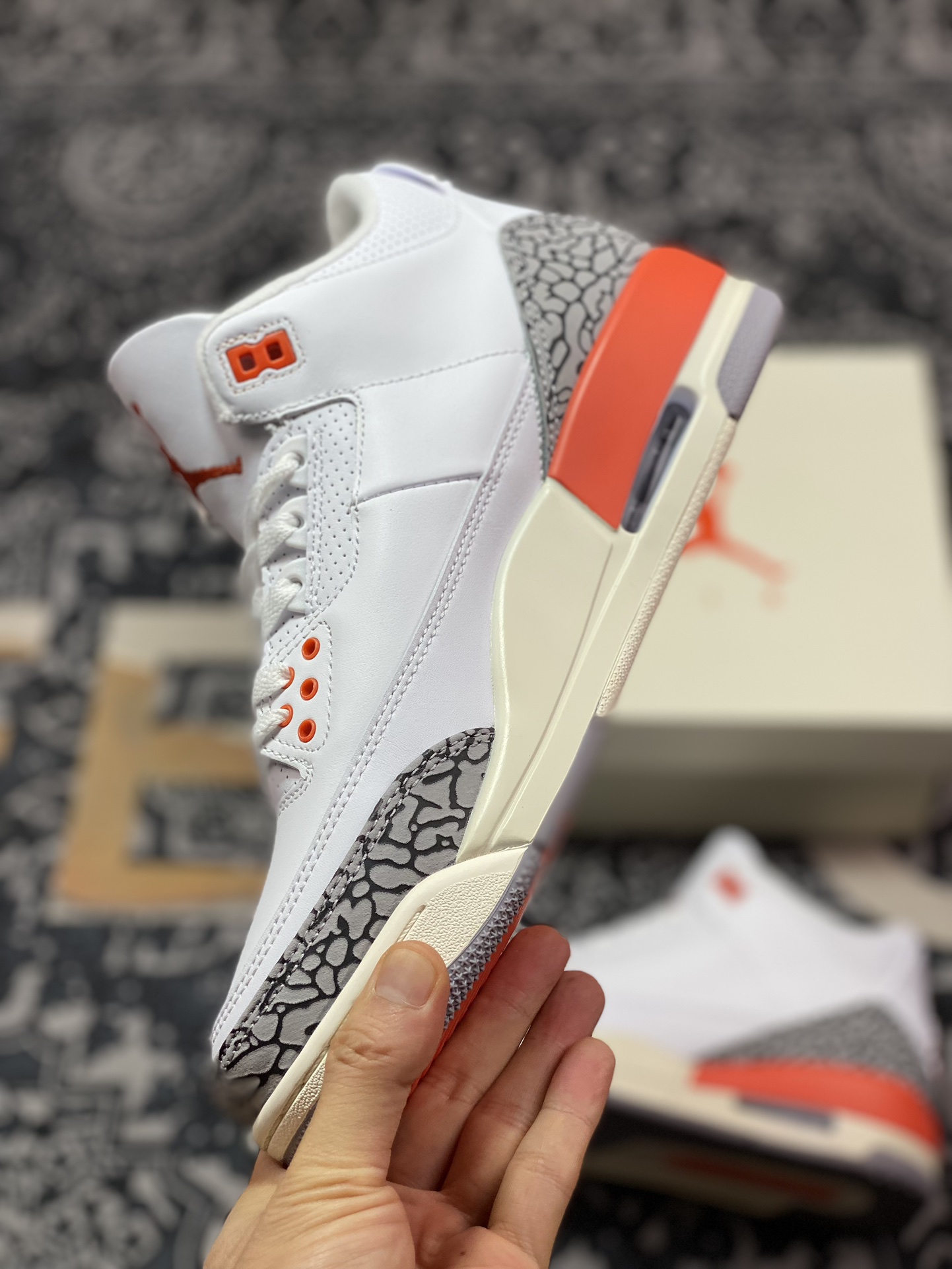 320 耐克Nike Wmns Air Jordan 3 Retro”Georgia Peach Cosmic Clay”迈克尔篮球鞋“白橙米黄爆裂纹”CK9246-121