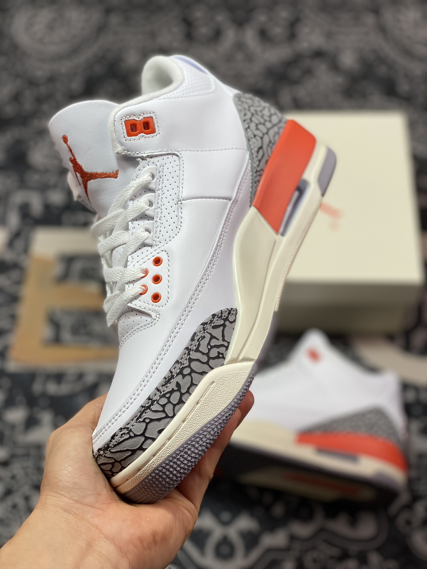 320 耐克Nike Wmns Air Jordan 3 Retro”Georgia Peach Cosmic Clay”迈克尔篮球鞋“白橙米黄爆裂纹”CK9246-121