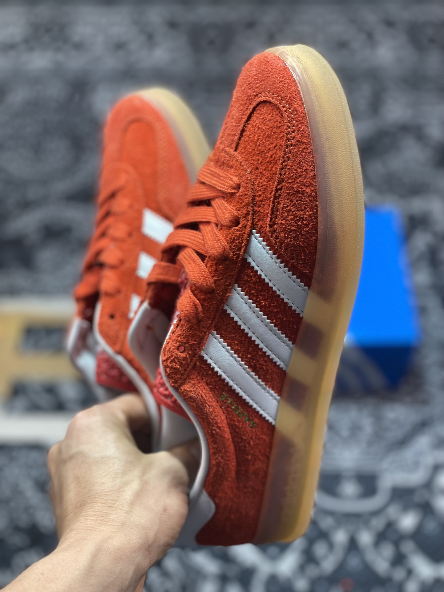 200 优选 原装级别 VT版 AD Original Gazelle Indoor Trainers 低帮板鞋 HQ8718