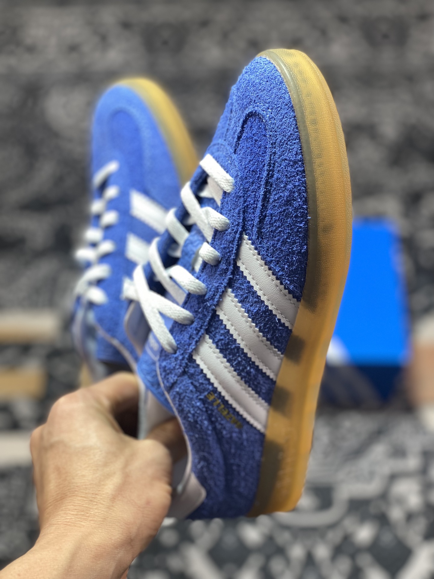 200 优选 原装级别 VT版 AD Original Gazelle Indoor Trainers 低帮板鞋 HQ8717