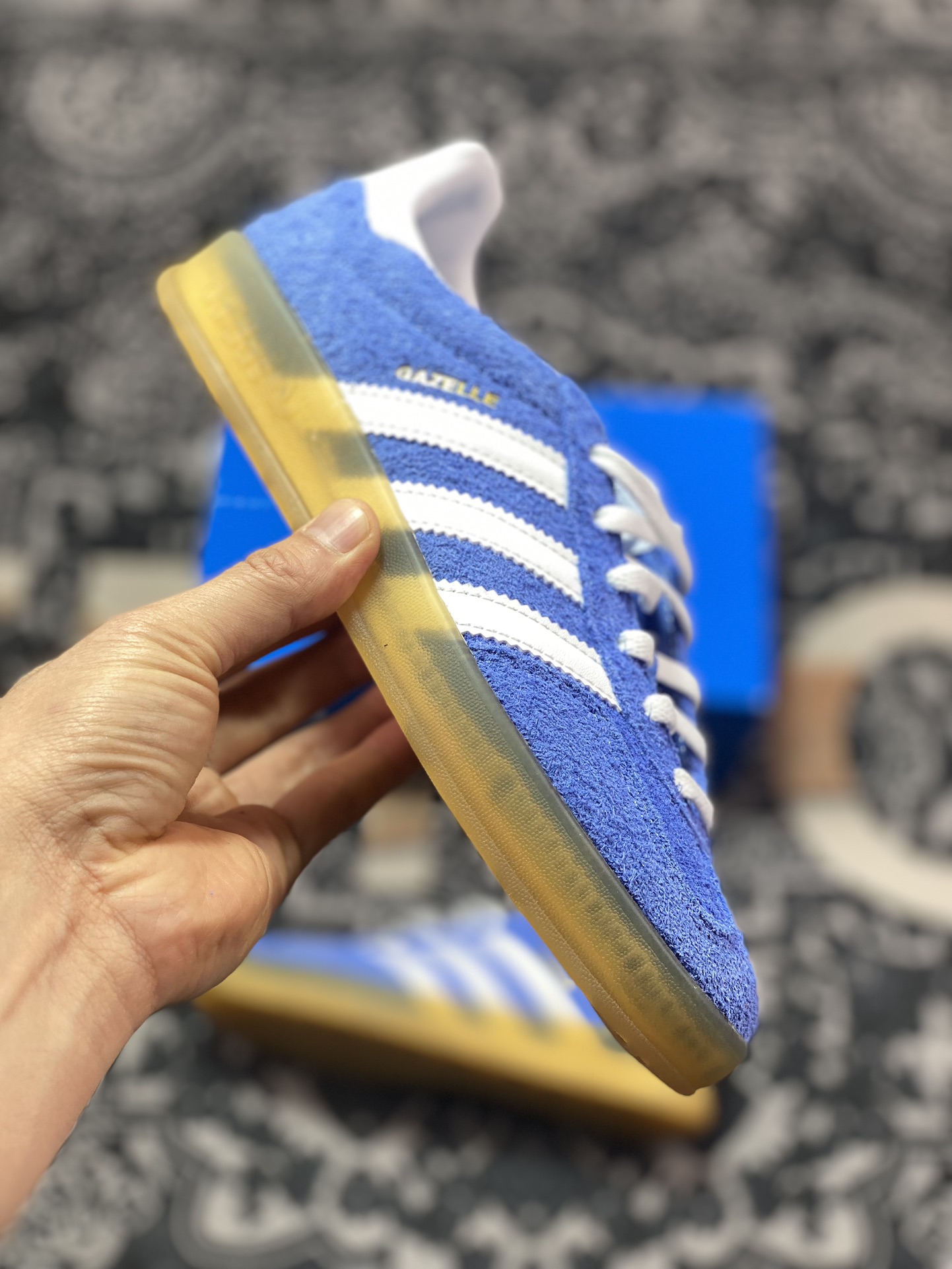 200 优选 原装级别 VT版 AD Original Gazelle Indoor Trainers 低帮板鞋 HQ8717